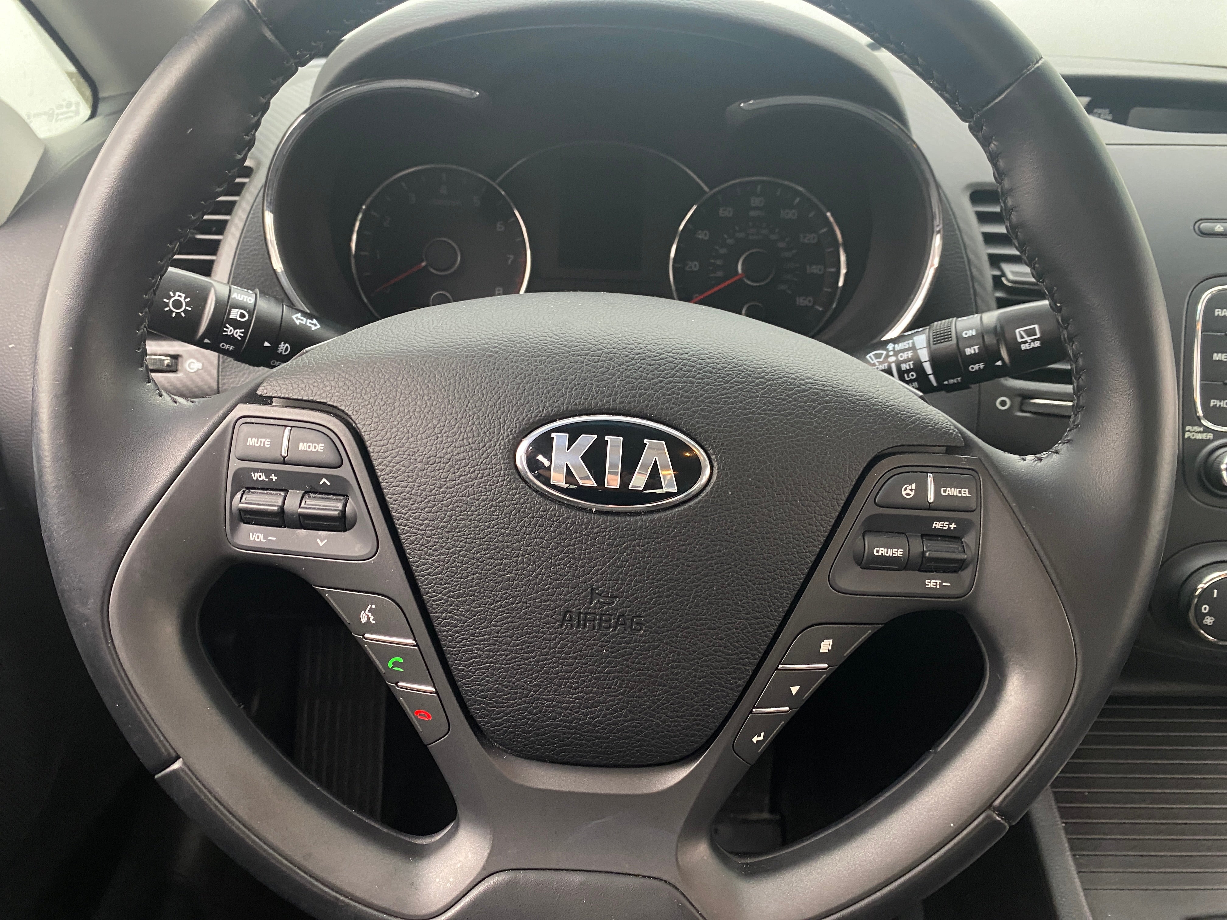 2016 Kia Forte EX 5