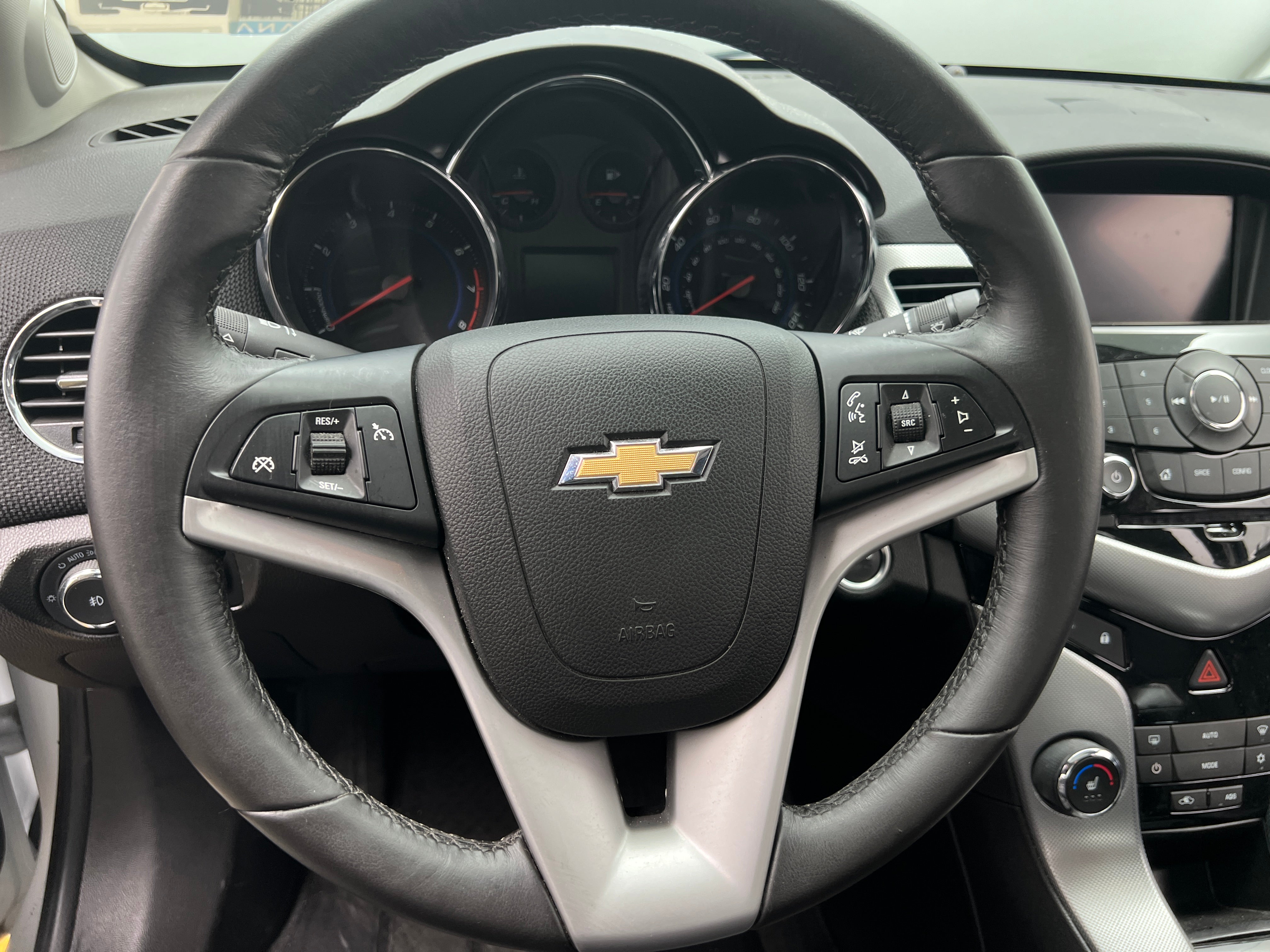 2014 Chevrolet Cruze LTZ 4