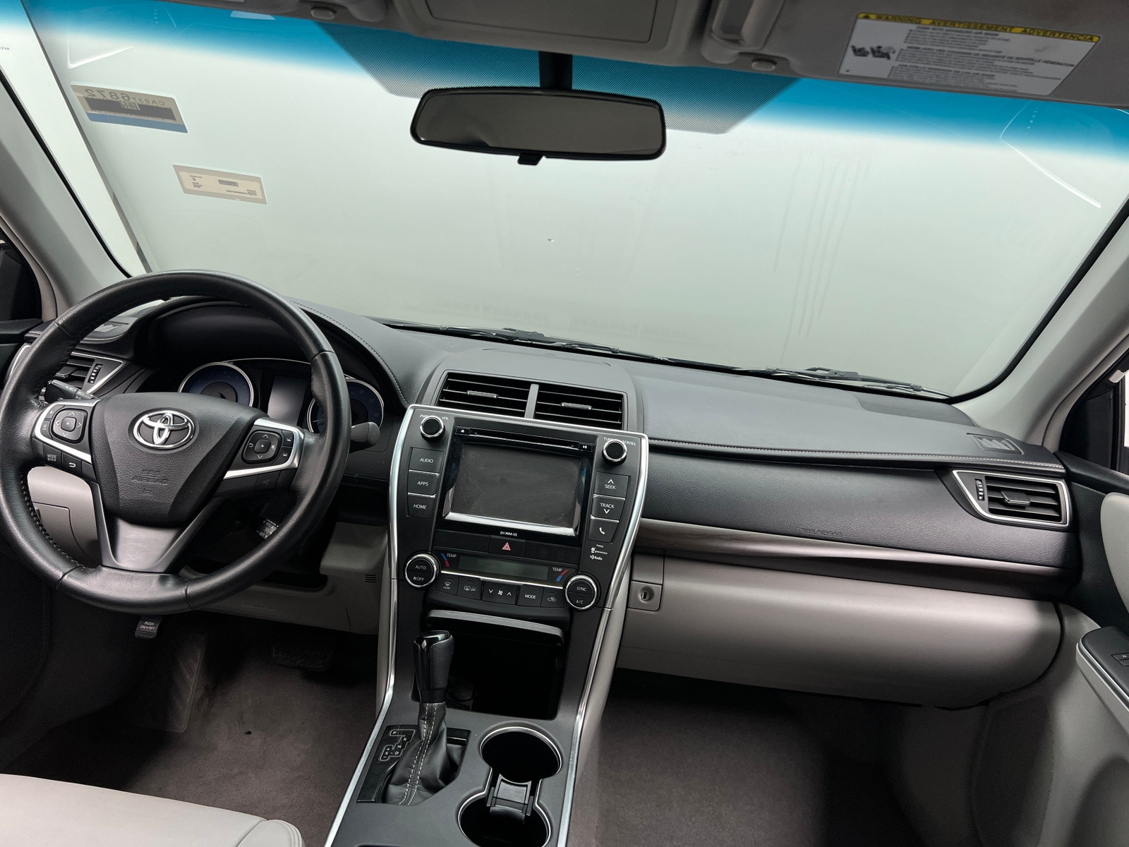 Thumbnail: 2016 Toyota Camry - 3