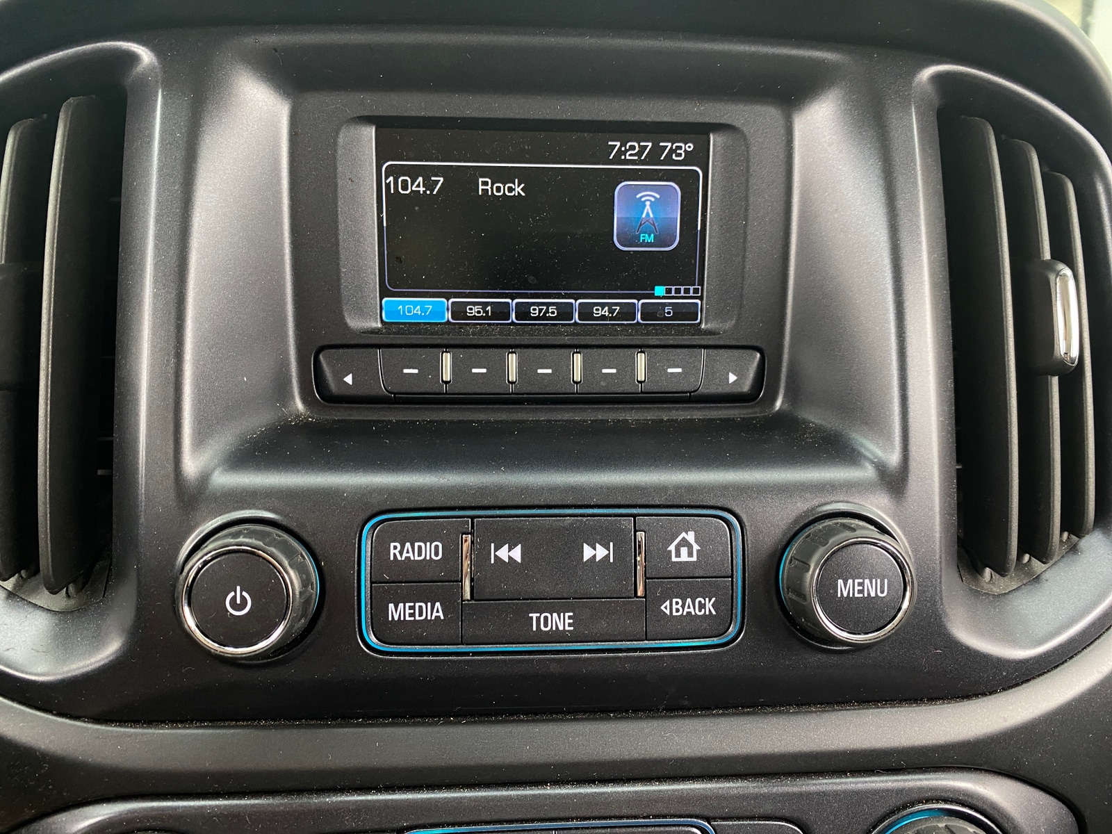 Thumbnail: 2017 Chevrolet Colorado - 4