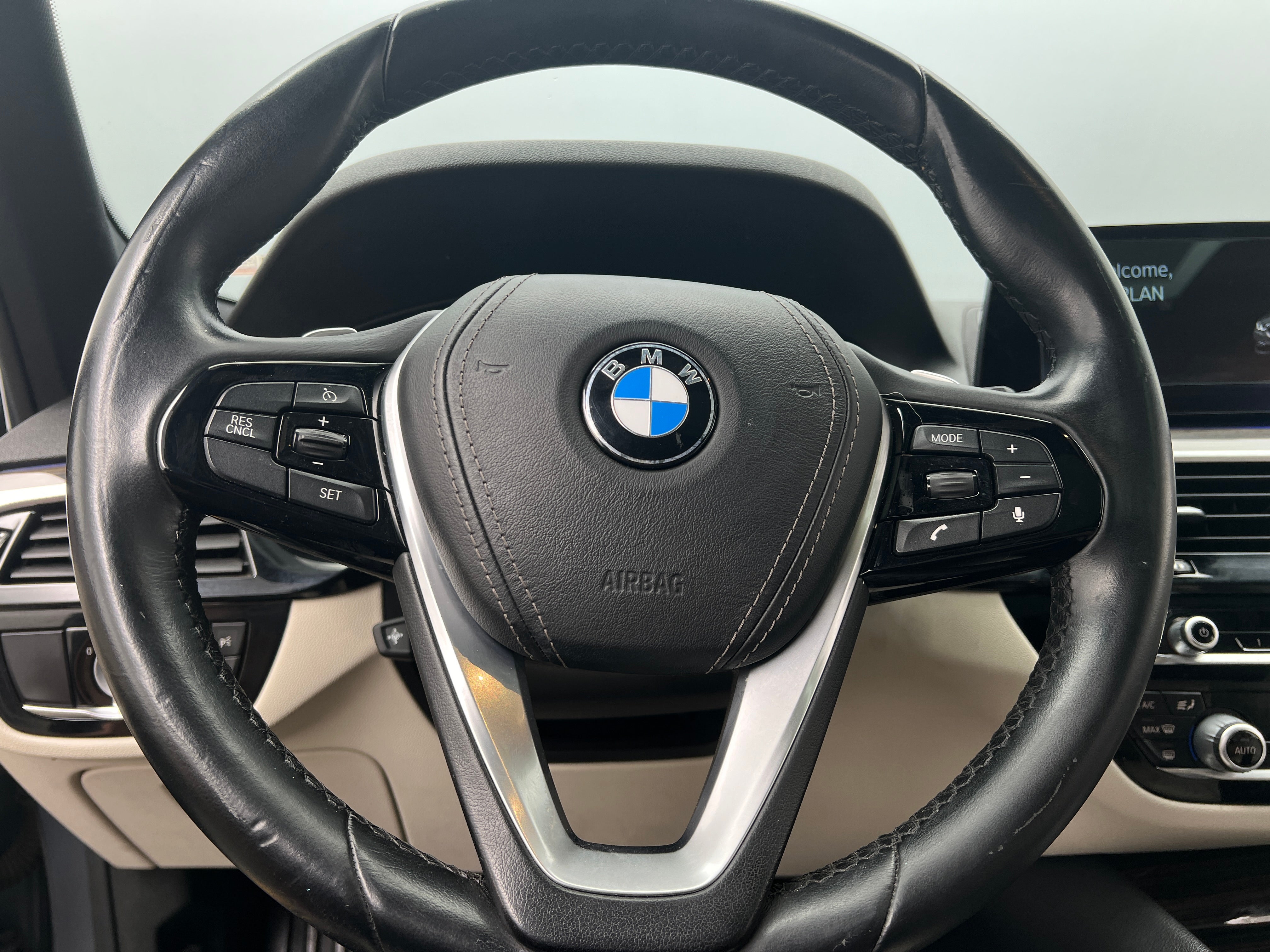 2019 BMW 5 Series 530i 4