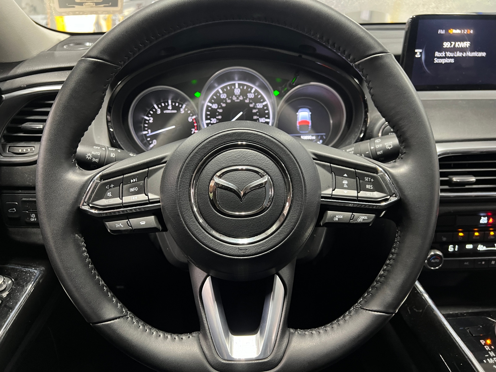 Thumbnail: 2022 Mazda CX-9 - 4