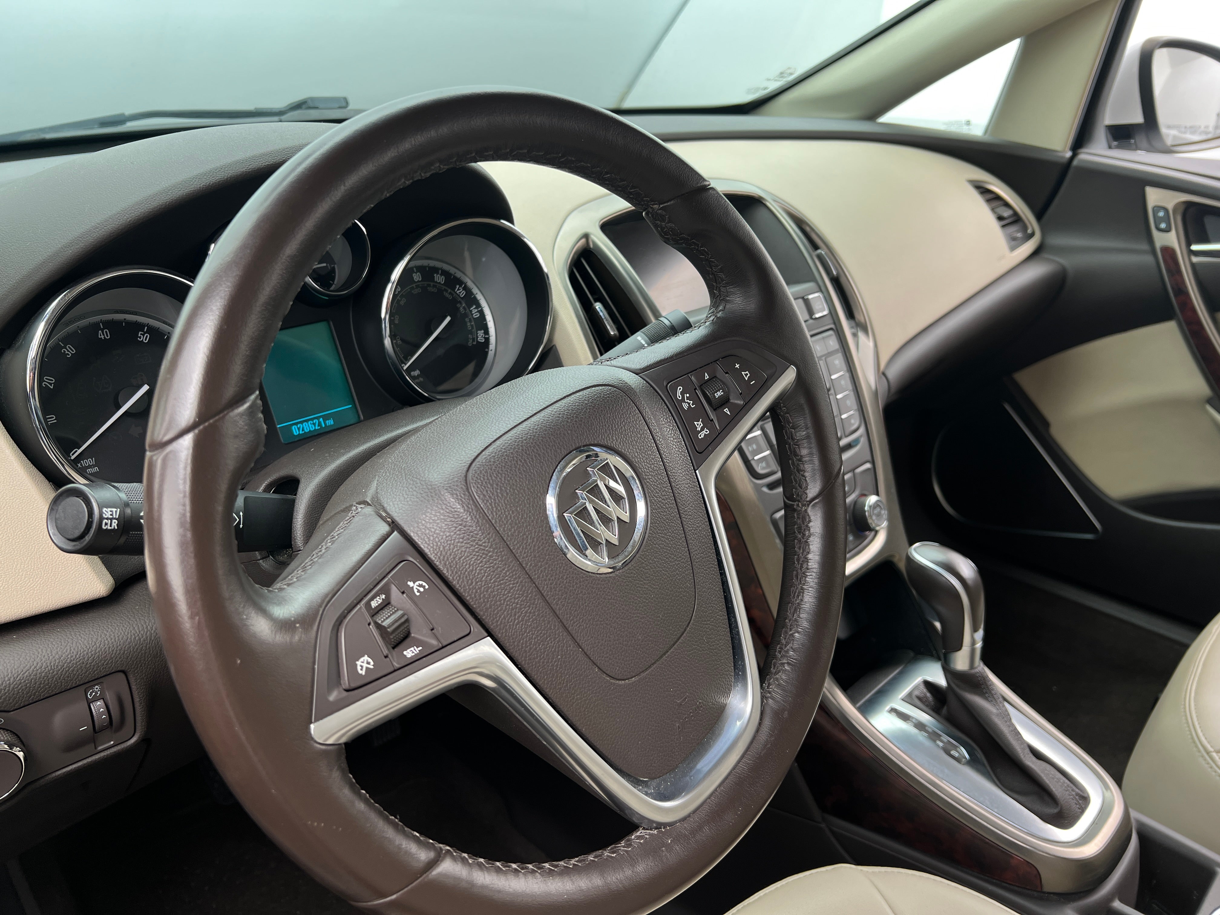 2015 Buick Verano Base 3