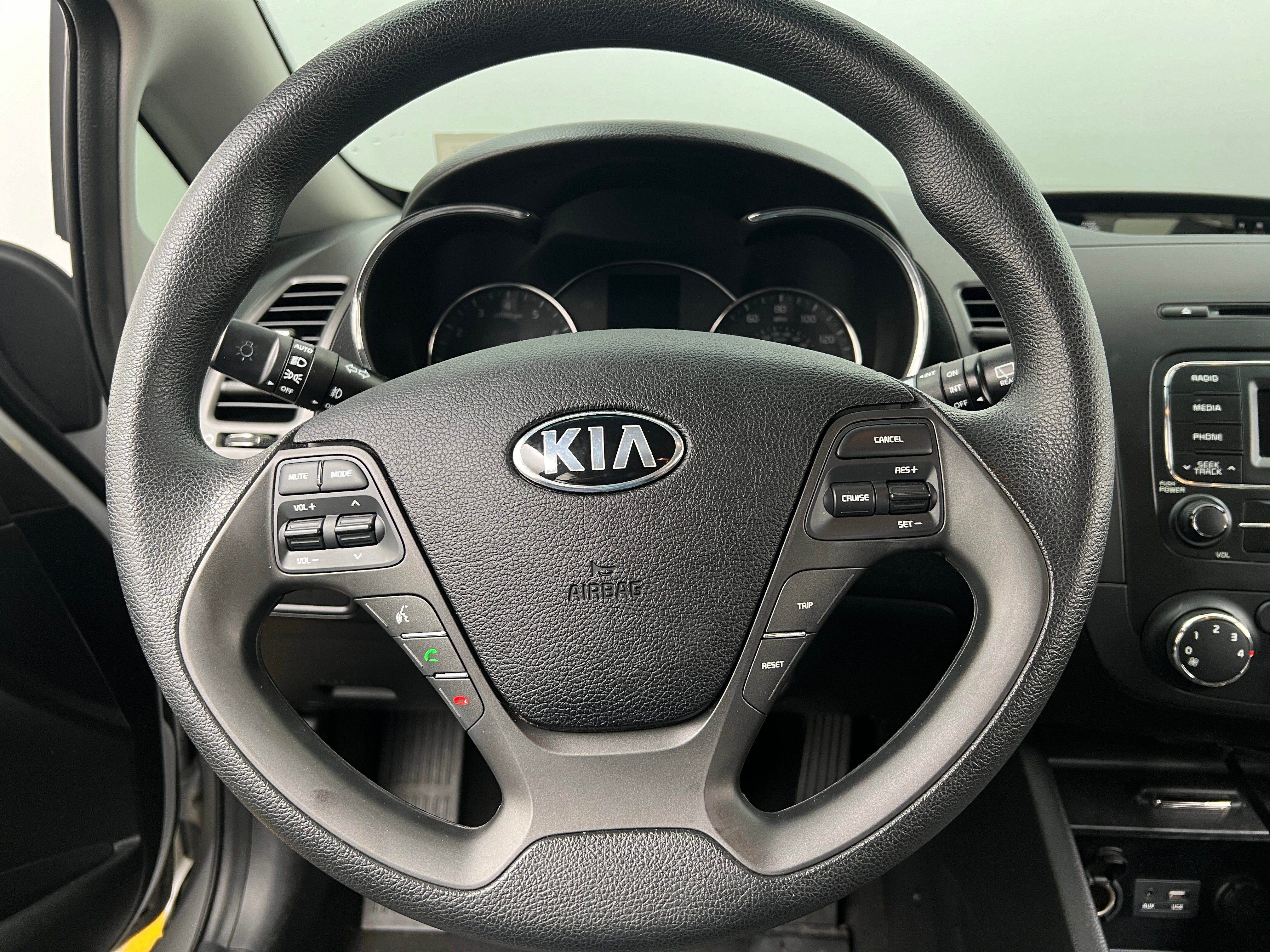 2016 Kia Forte LX 5