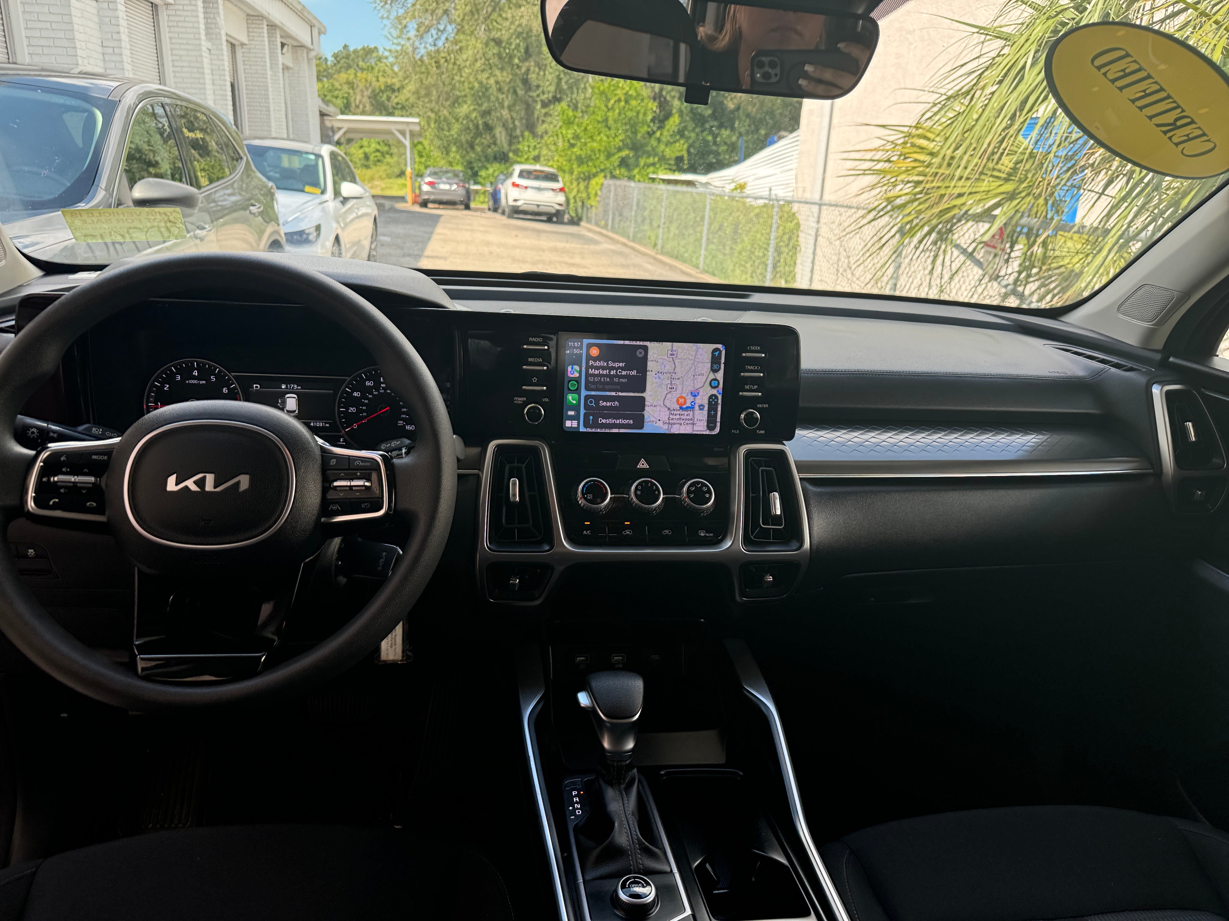 2023 Kia Sorento LX 3