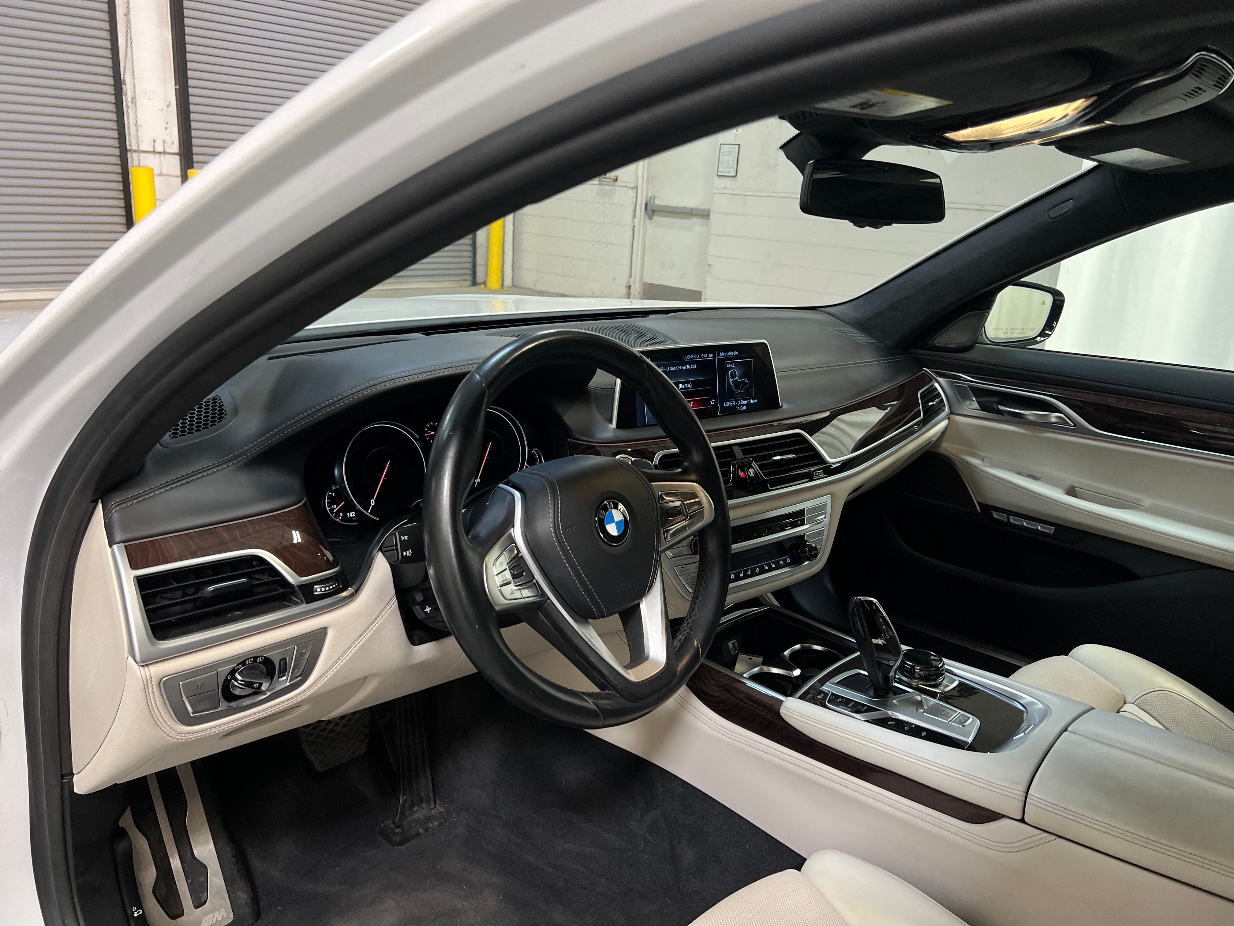 2016 BMW 7 Series 750i xDrive 3