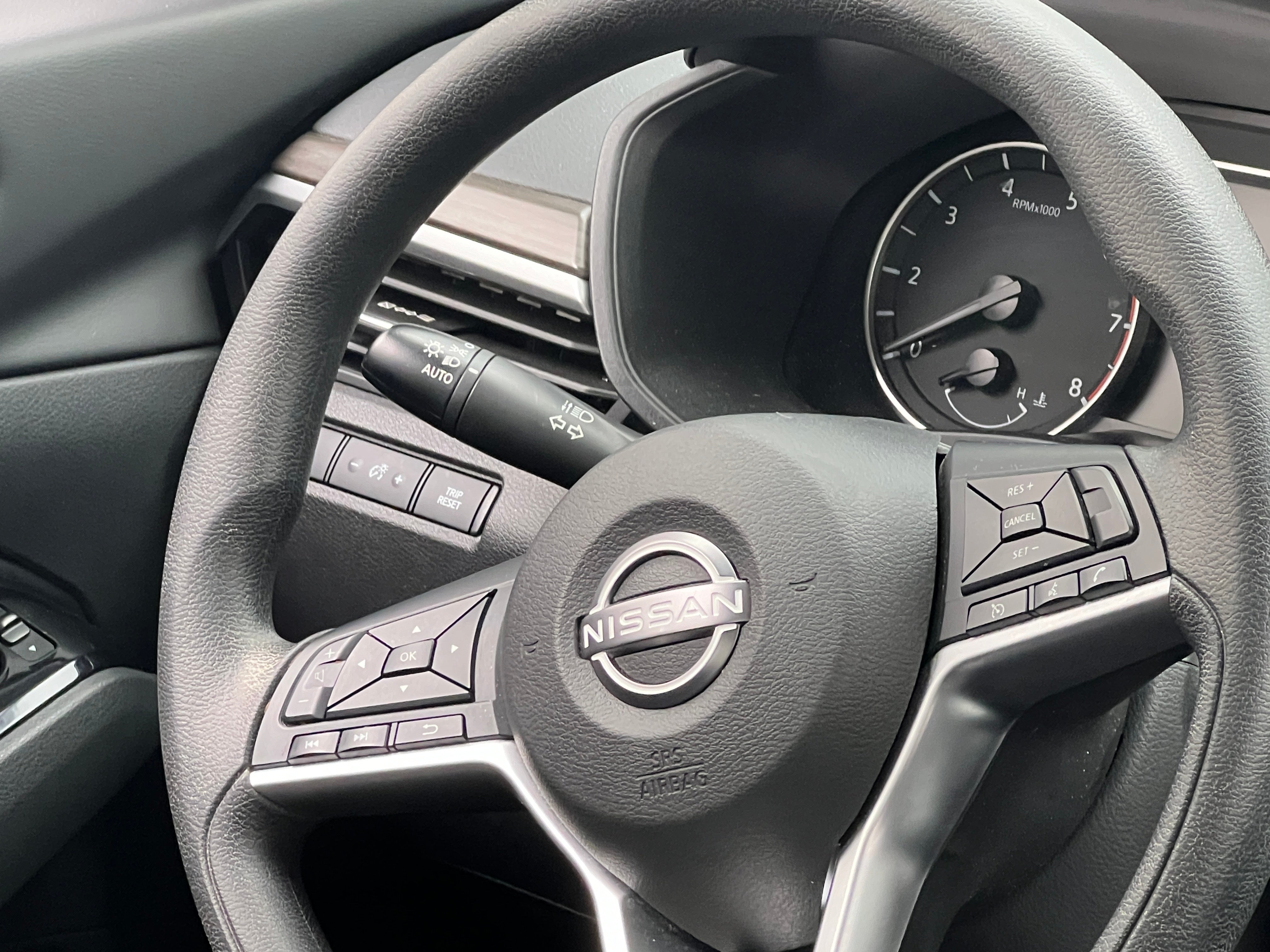 Thumbnail: 2023 Nissan Altima - 5