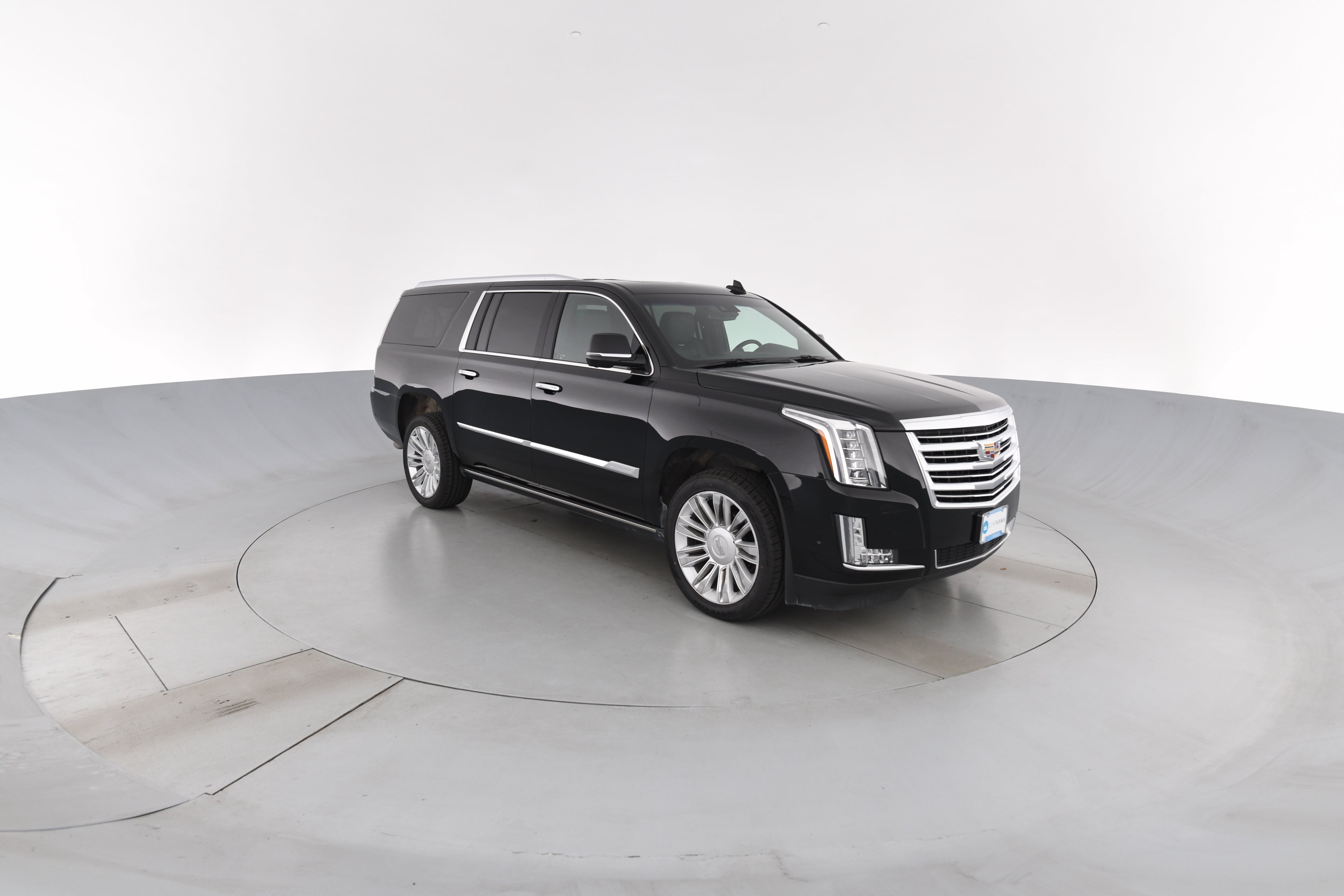 Pearl White Escalade Limo | Showtime Transportation, image size:4128x2752
