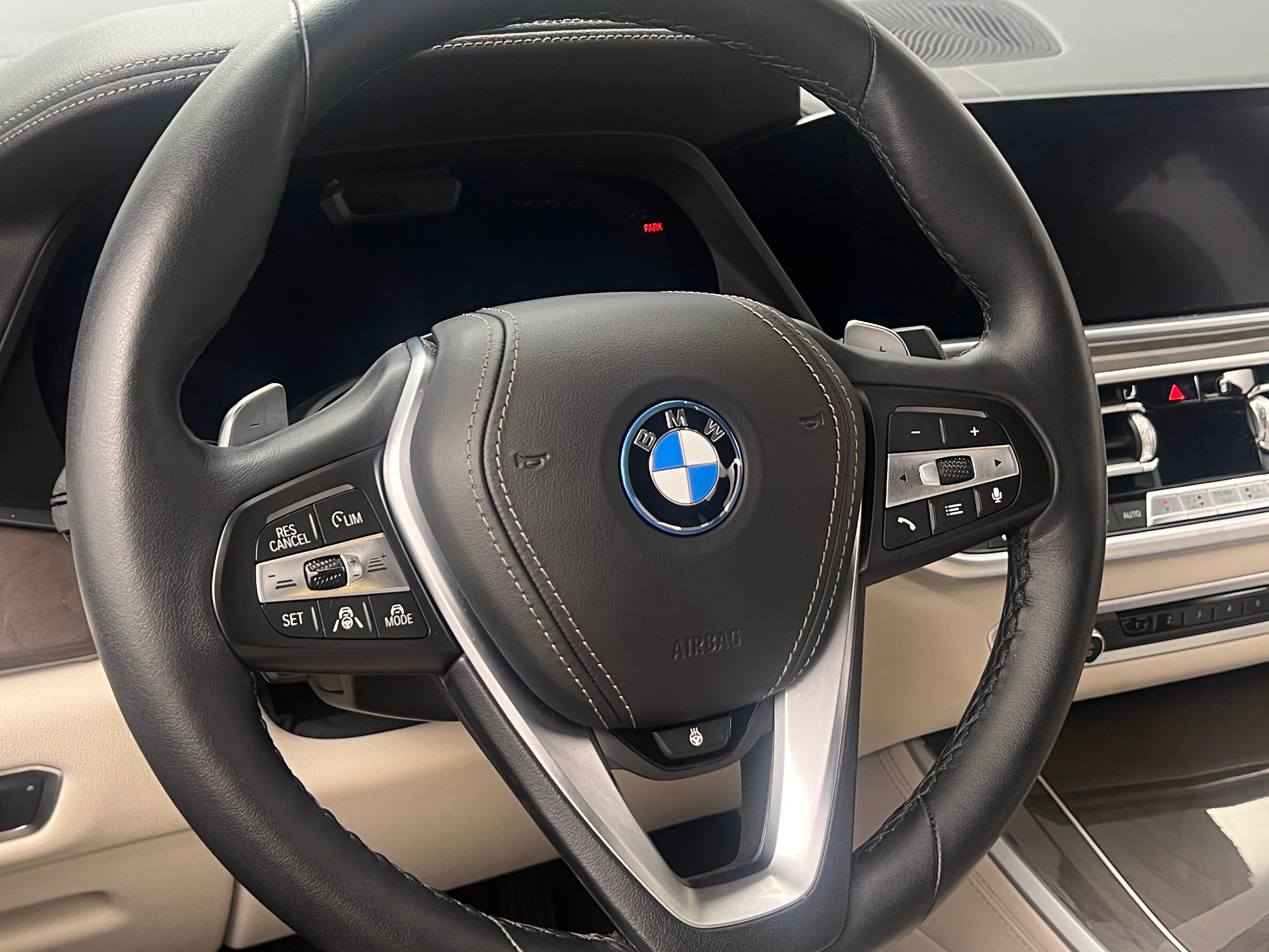 2022 BMW X5 xDrive45e 5