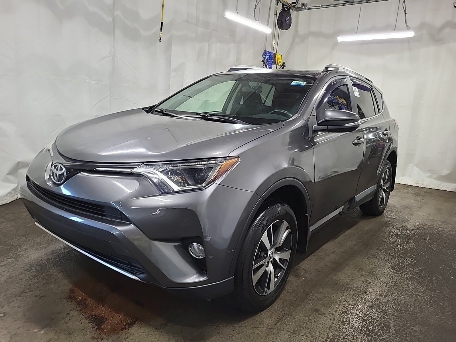 2016 Toyota RAV4 XLE