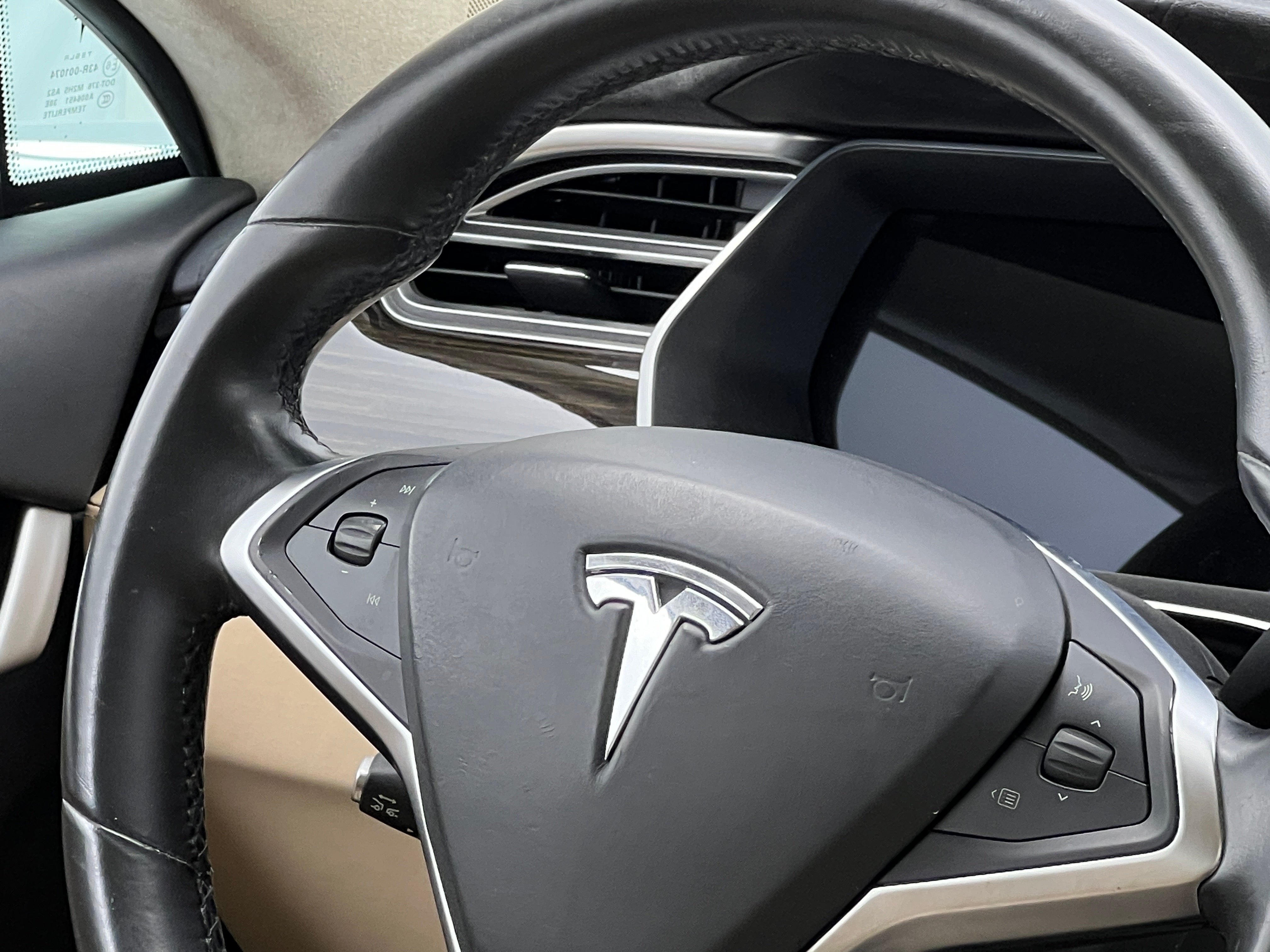 2015 Tesla Model S 70 5