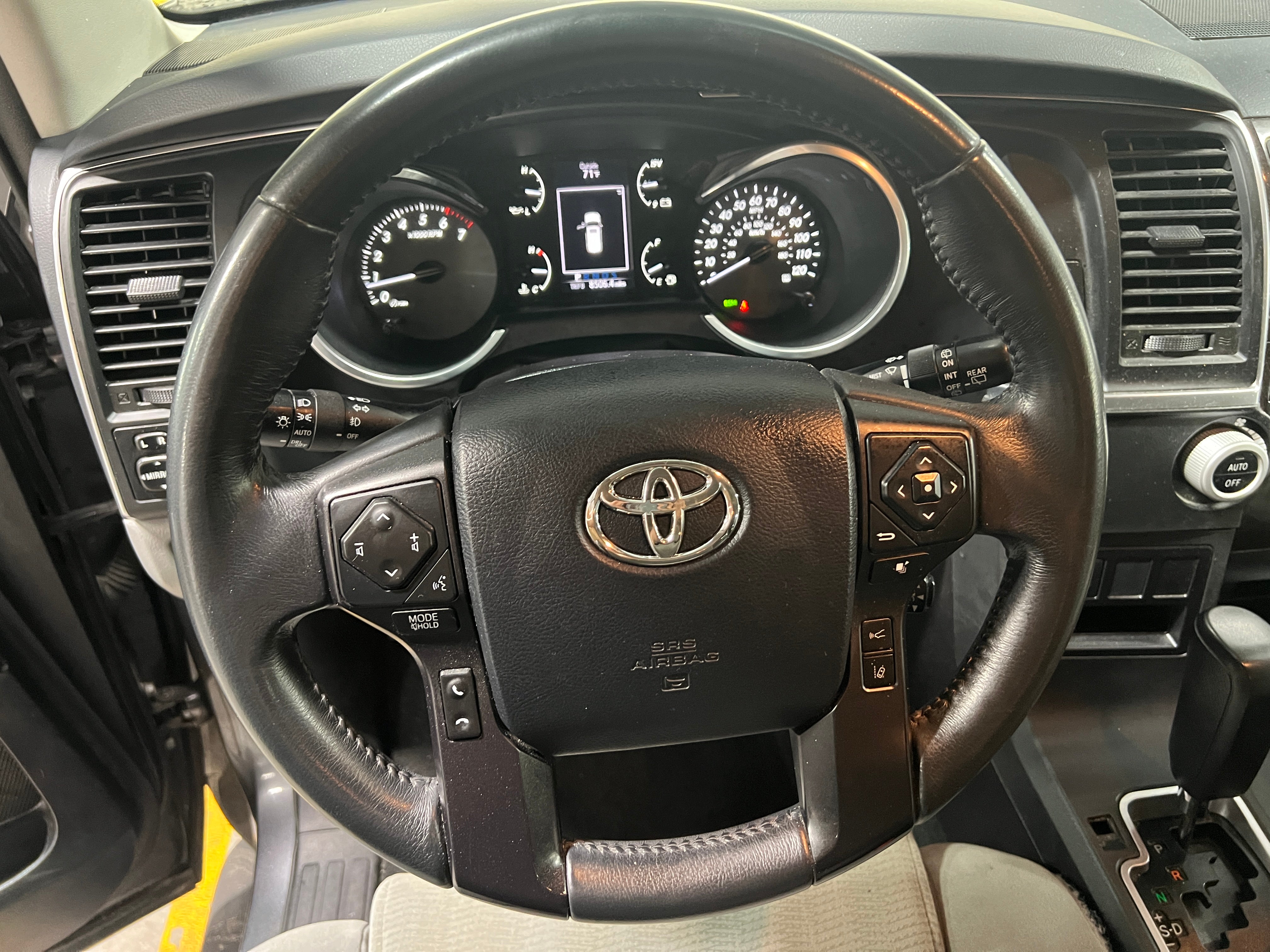 2019 Toyota Sequoia SR5 5