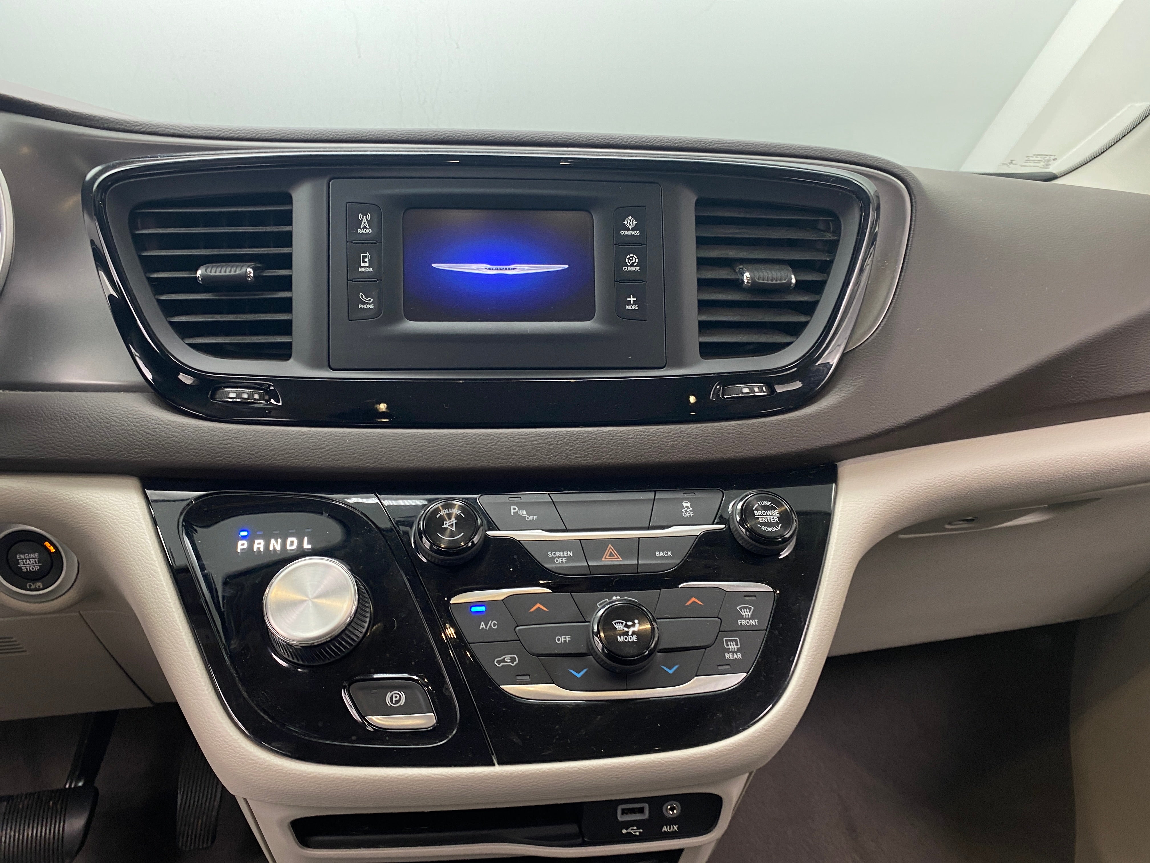 2017 Chrysler Pacifica LX 4