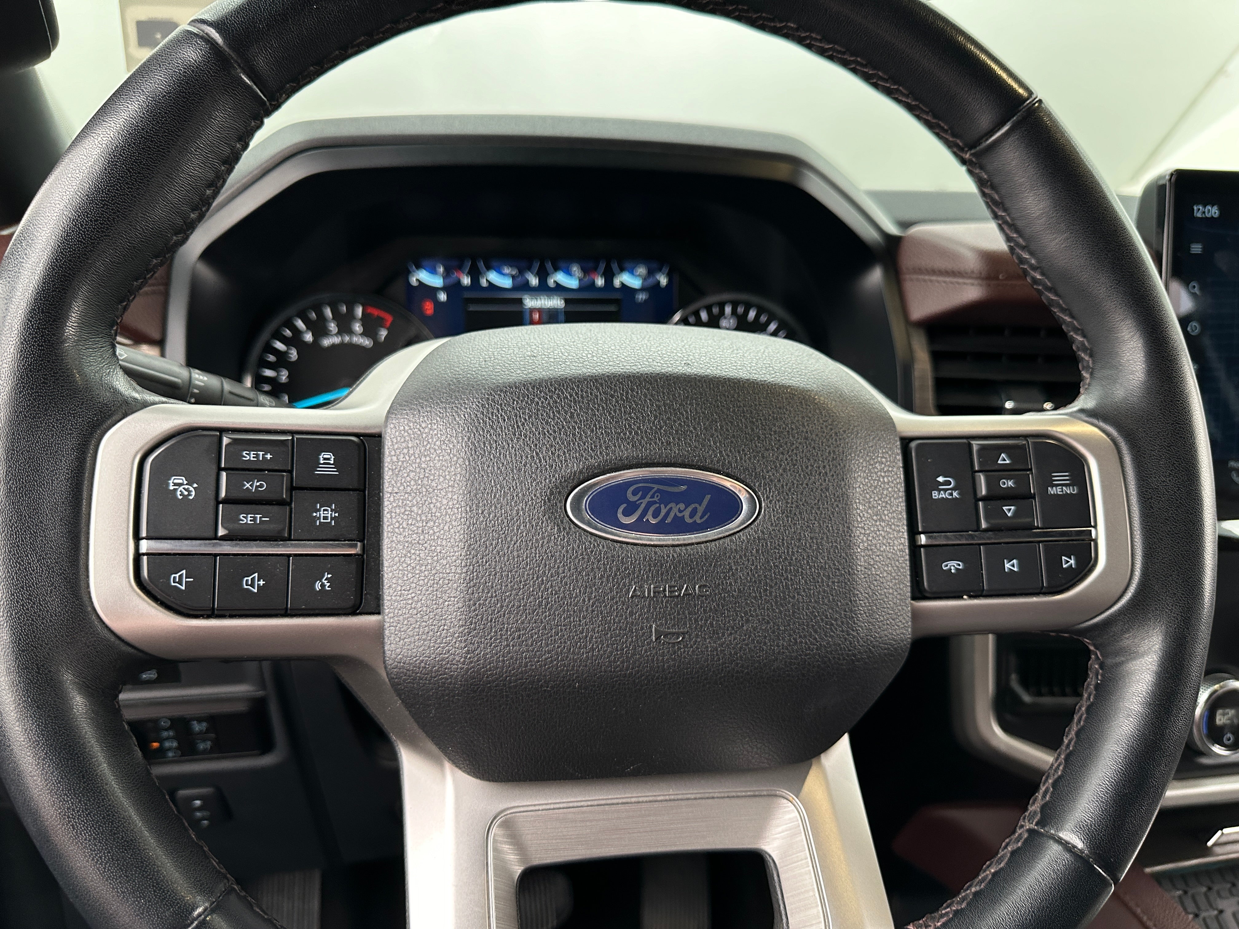 2023 Ford Expedition Limited 4