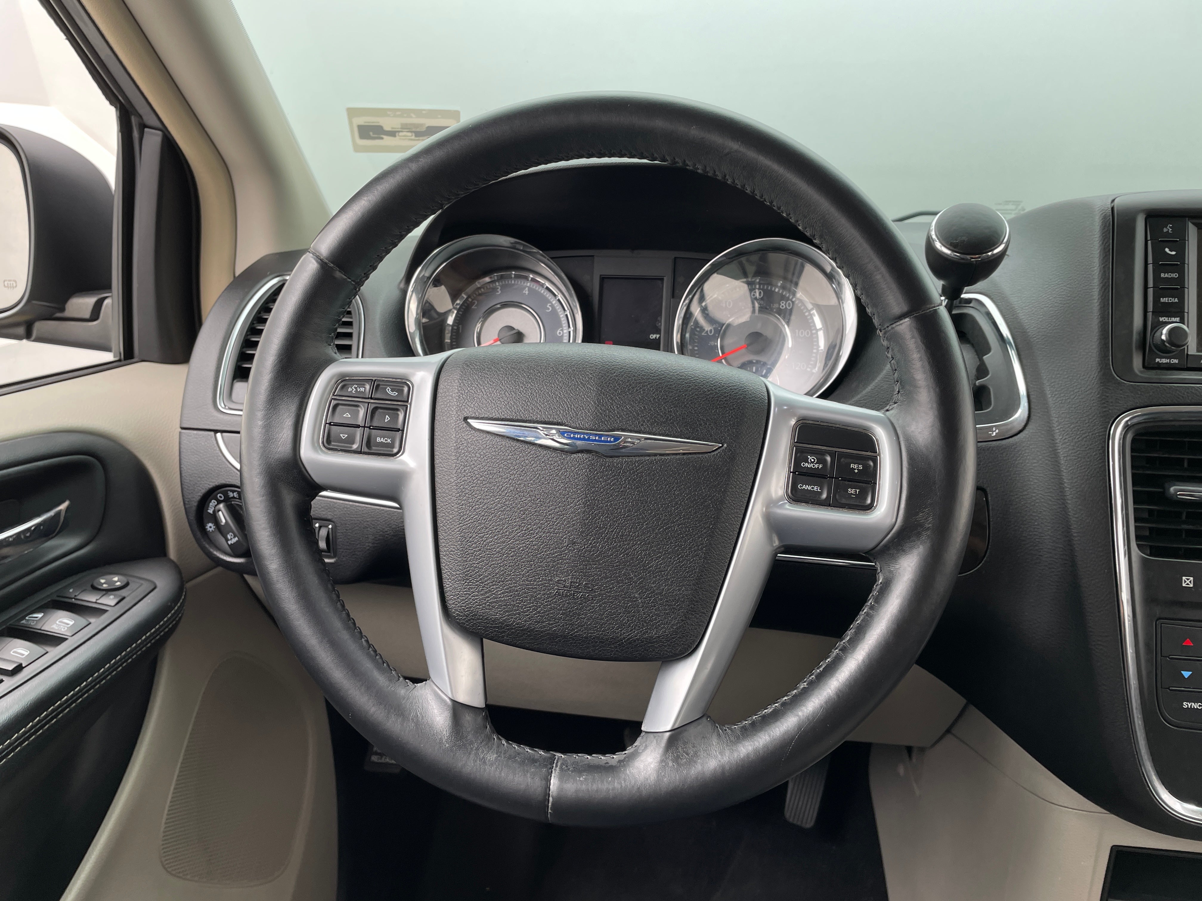 2014 Chrysler Town & Country Touring 5