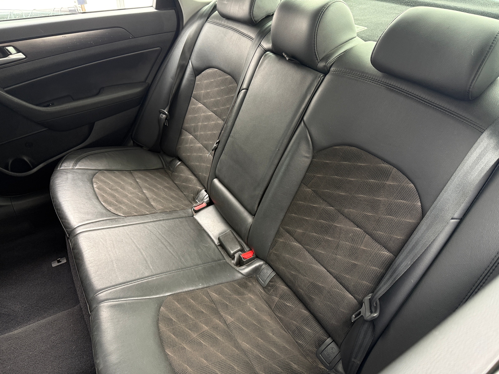 Thumbnail: 2016 Hyundai Sonata - 6