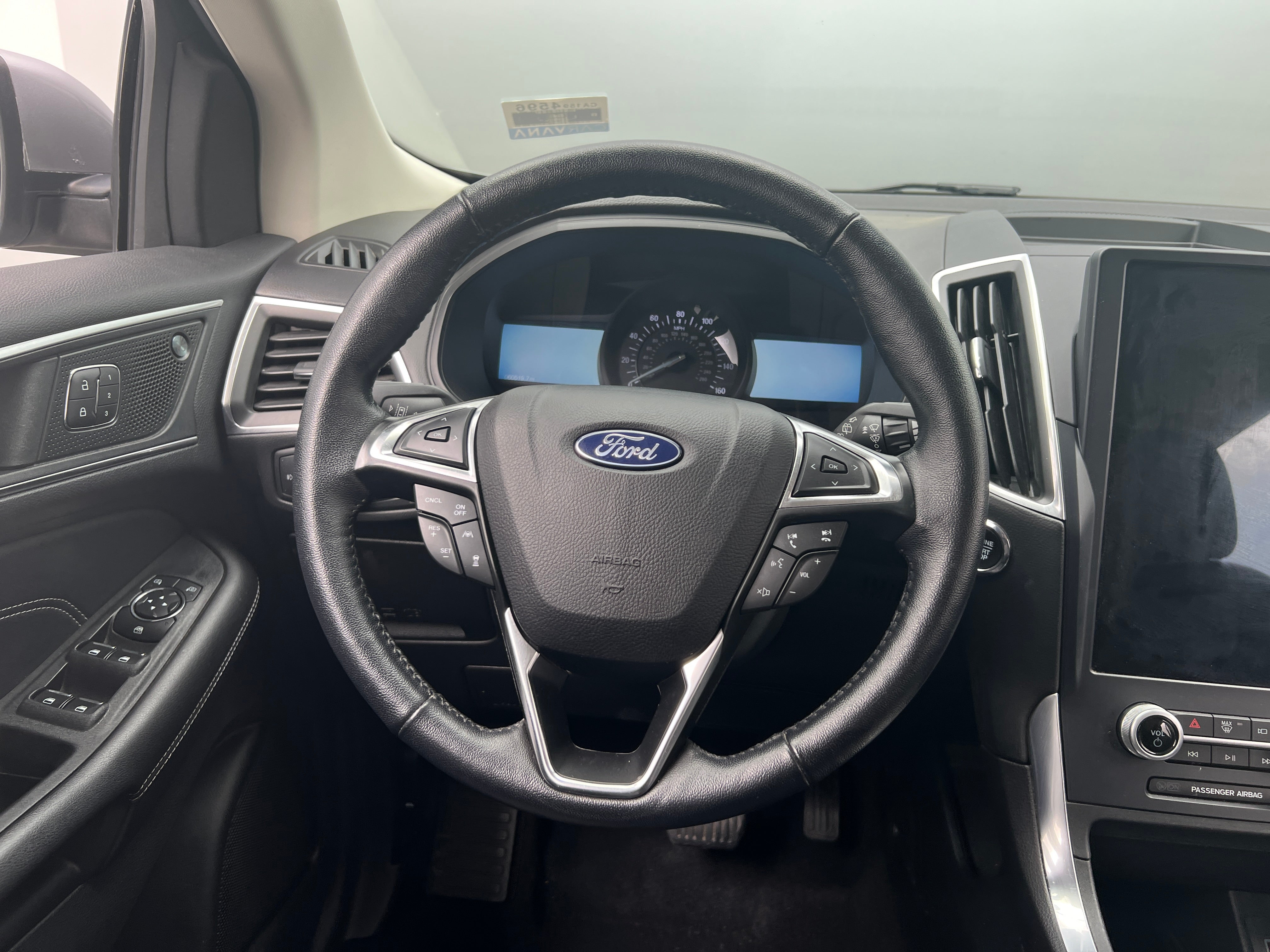 2022 Ford Edge Titanium 5