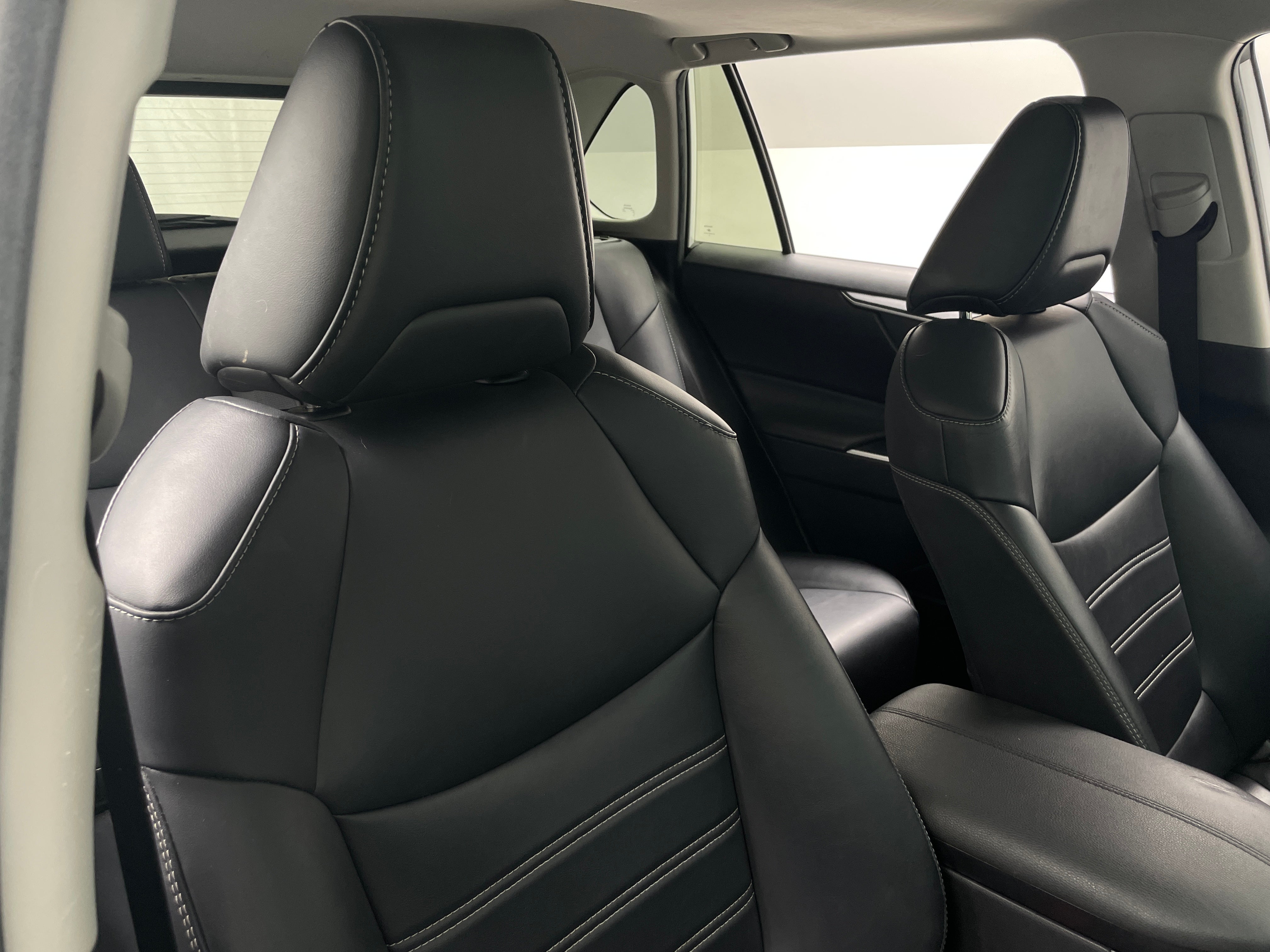 Thumbnail: 2020 Toyota RAV4 - 2