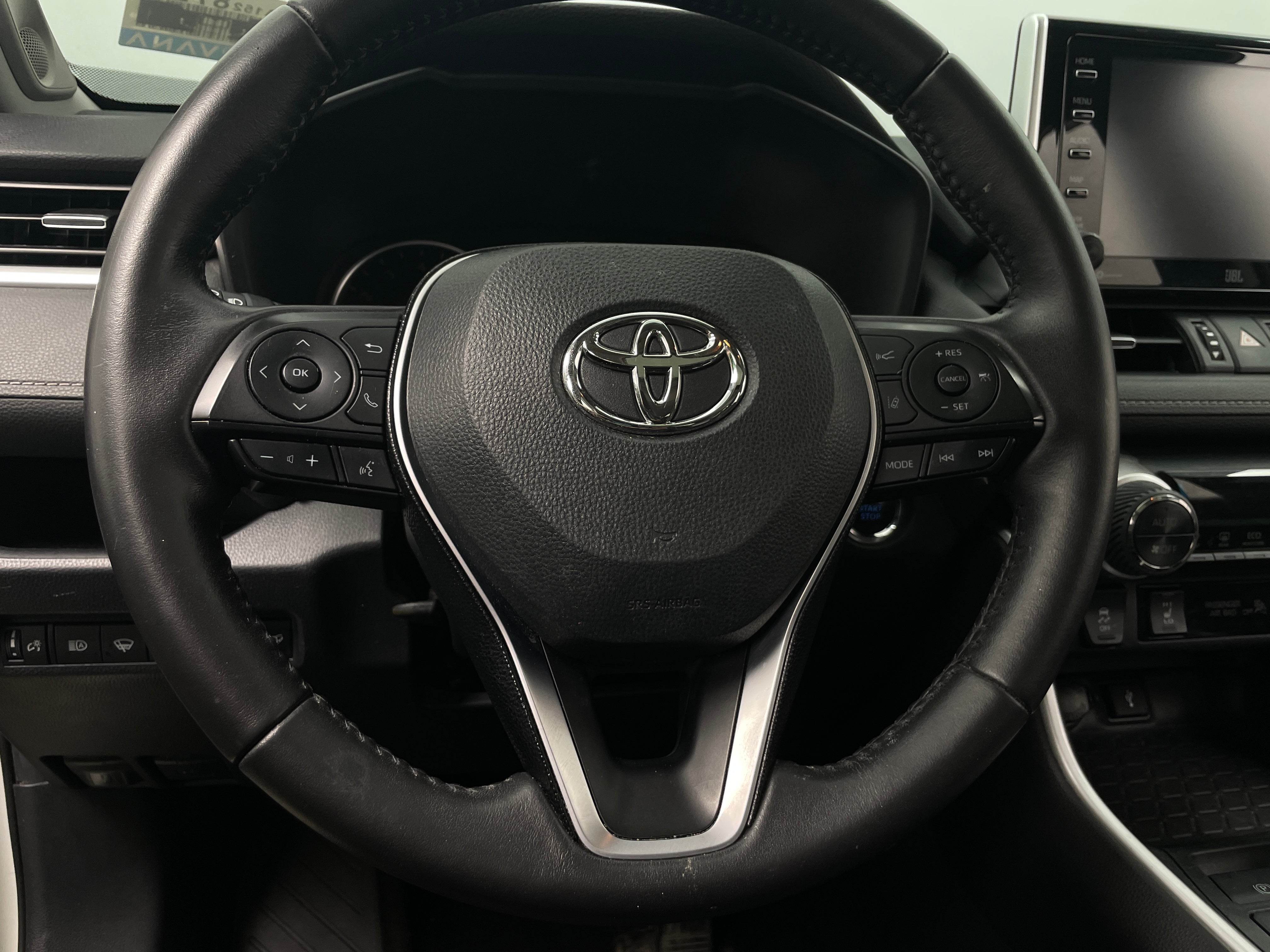 Thumbnail: 2020 Toyota RAV4 - 5