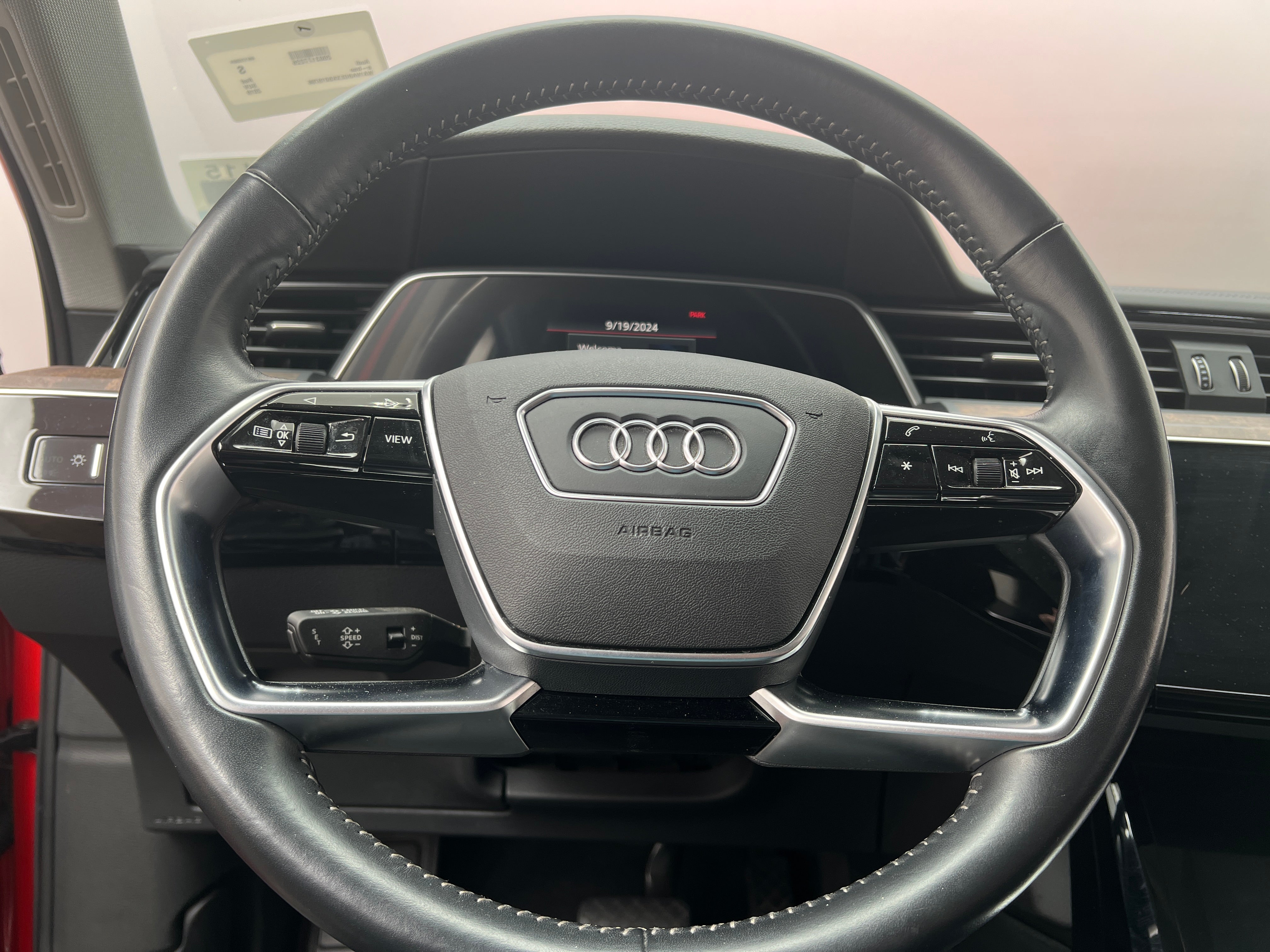 2019 Audi e-tron Prestige 5