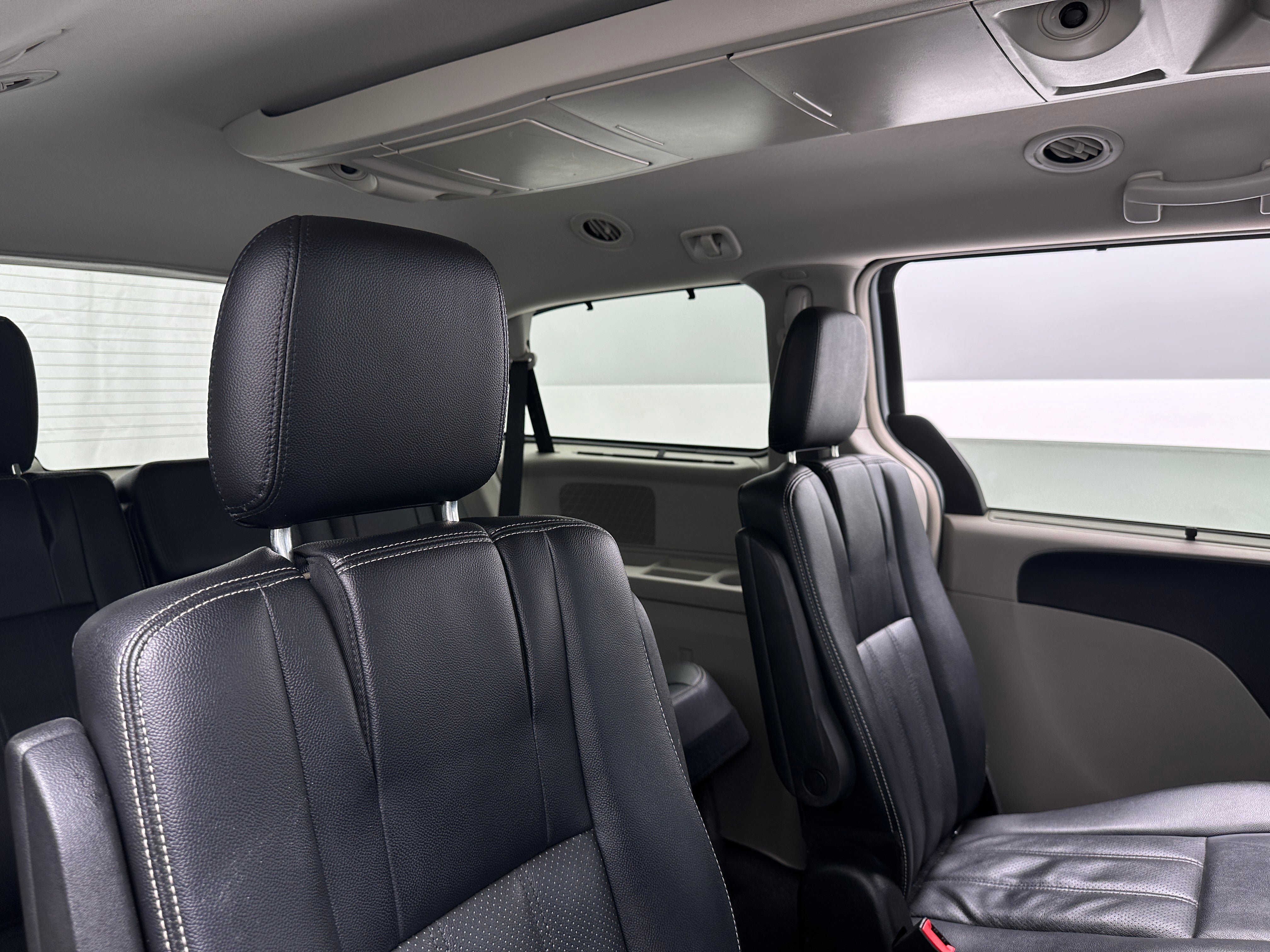 2015 Chrysler Town & Country Touring 6