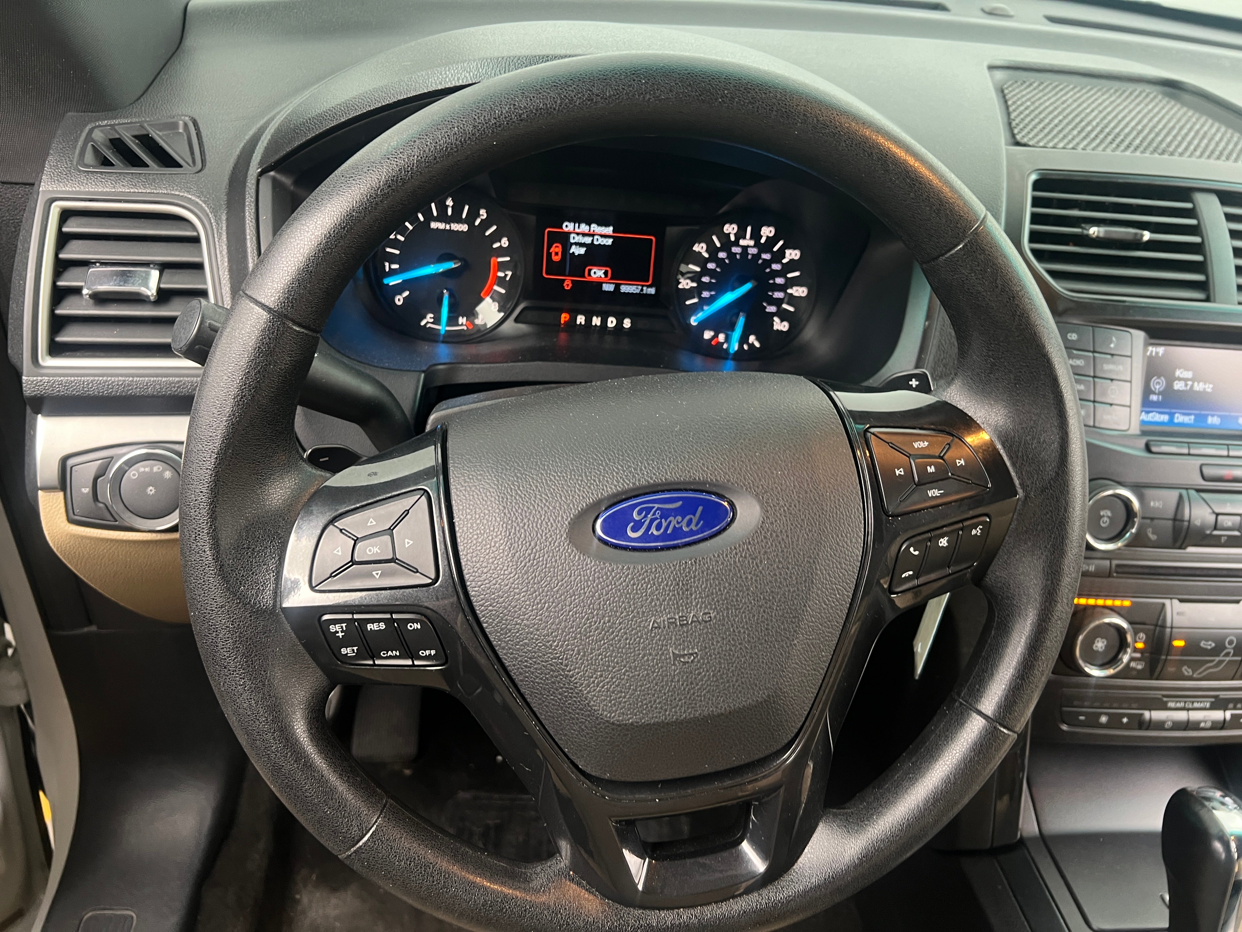 2016 Ford Explorer Base 5