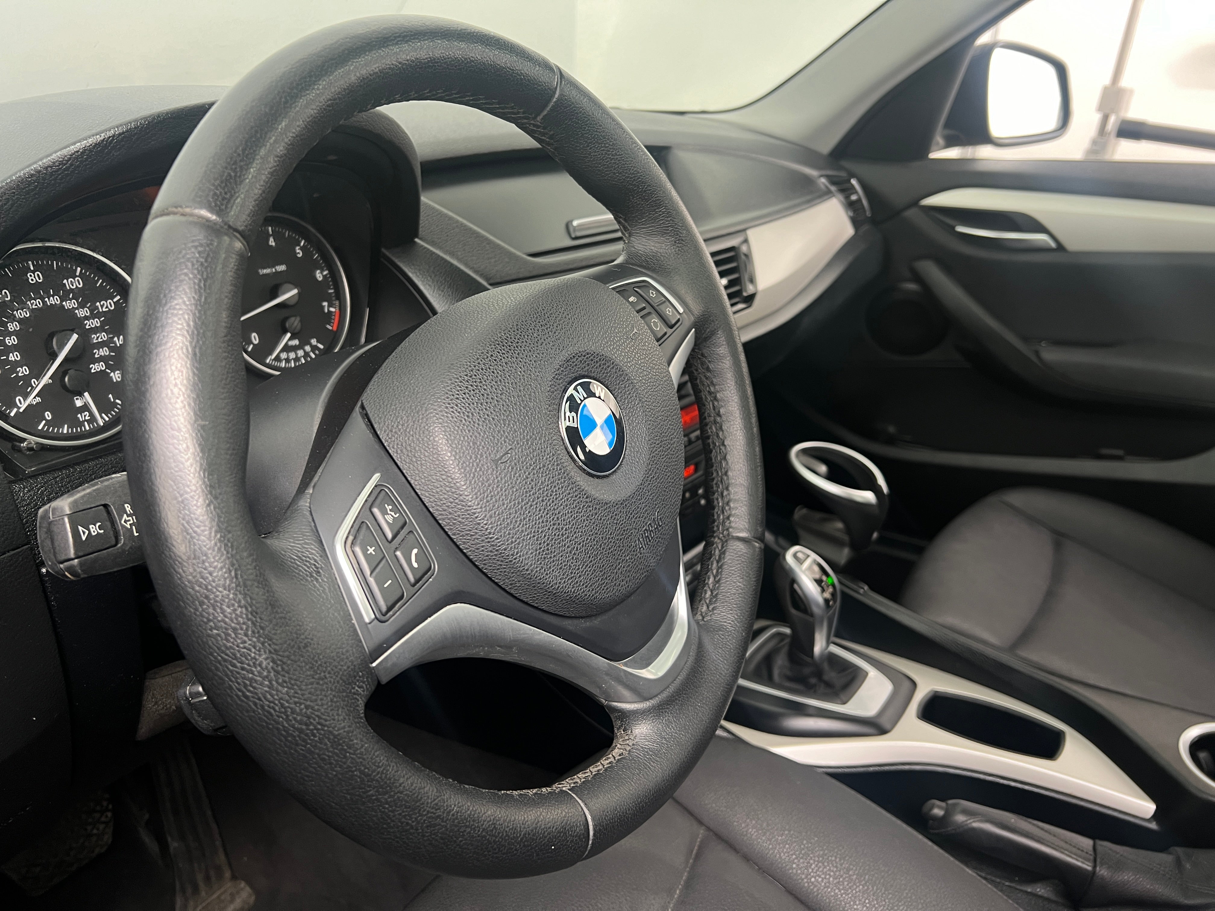 2015 BMW X1 xDrive28i 3