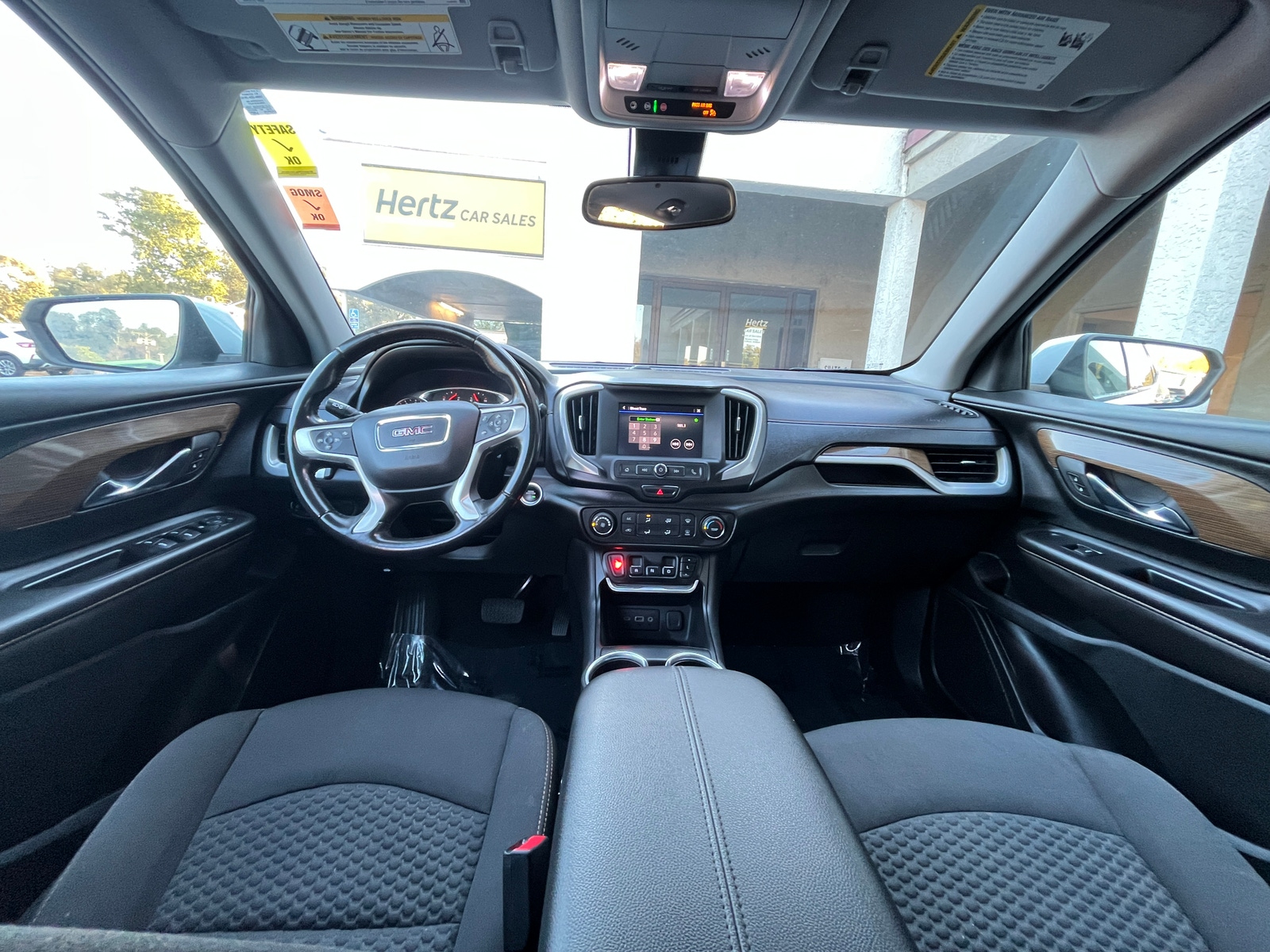 Thumbnail: 2020 GMC Terrain - 3