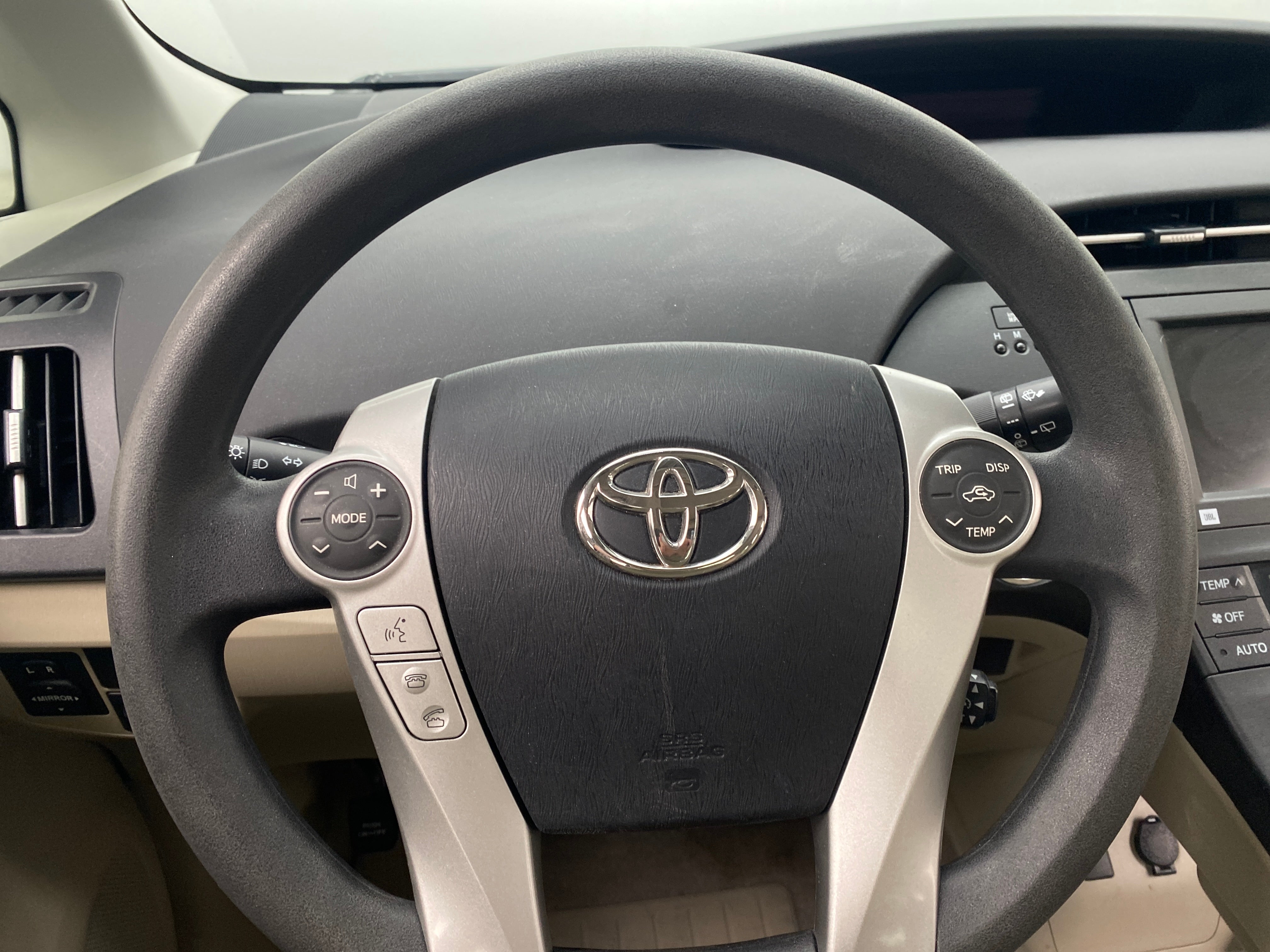 2010 Toyota Prius Three 5