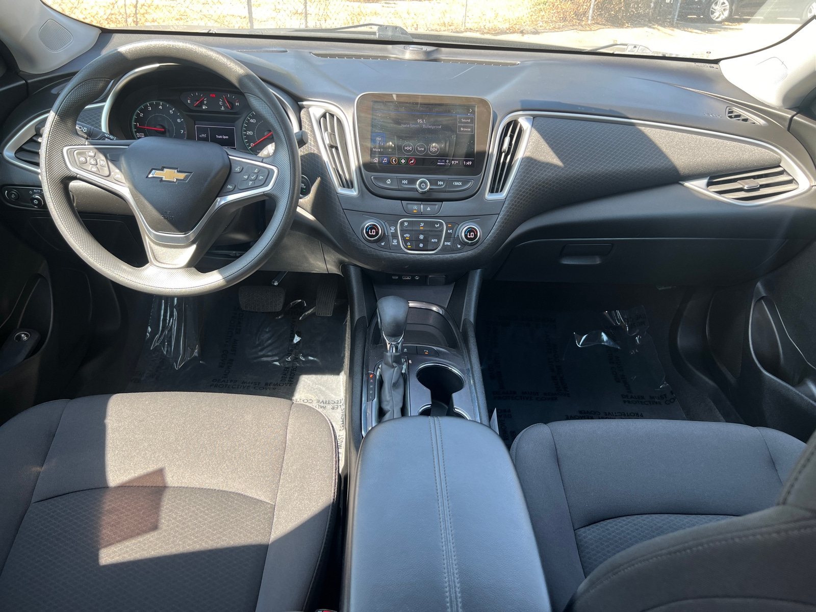 Thumbnail: 2023 Chevrolet Malibu - 3