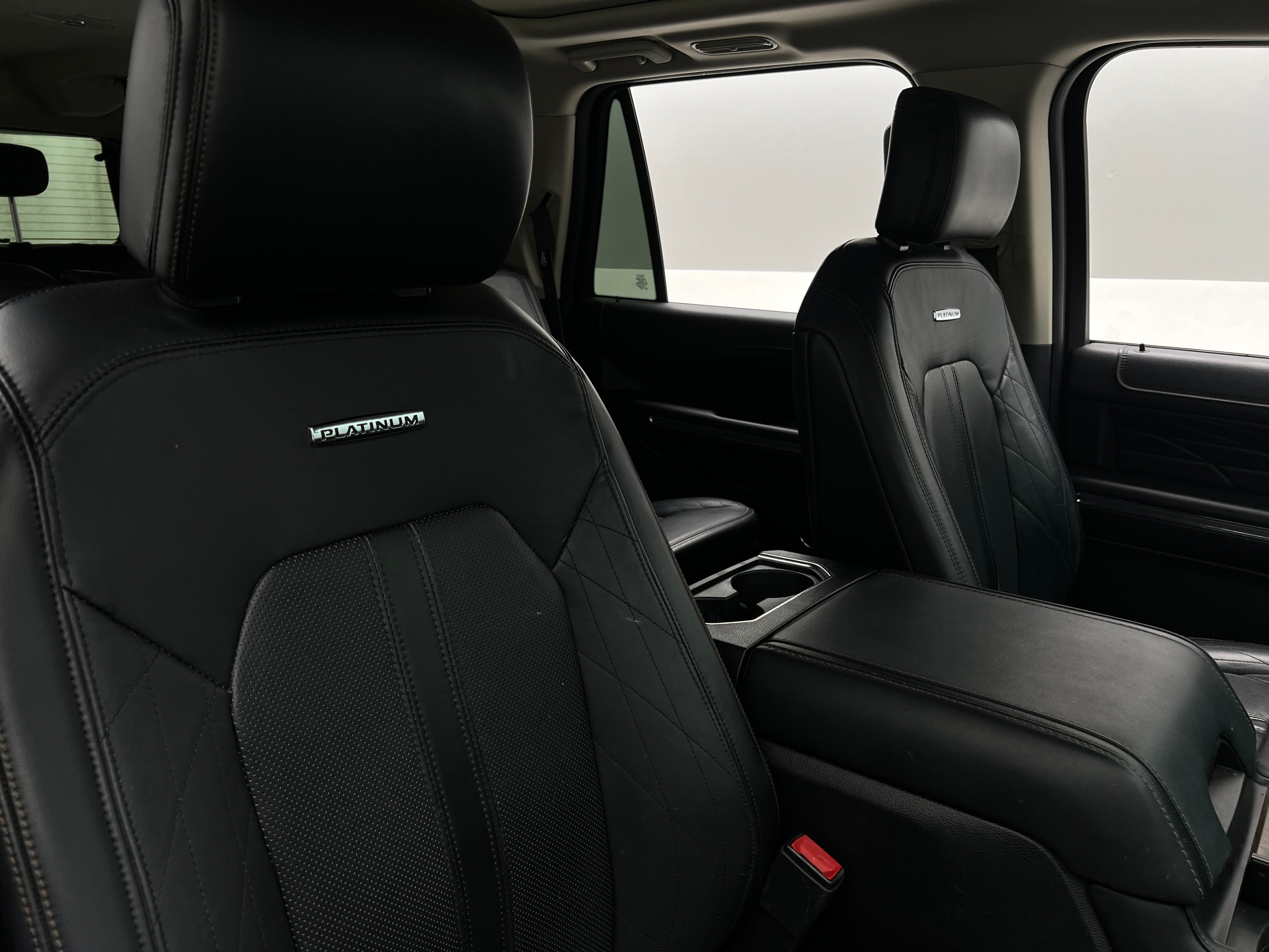 2019 Ford Expedition MAX Platinum 2