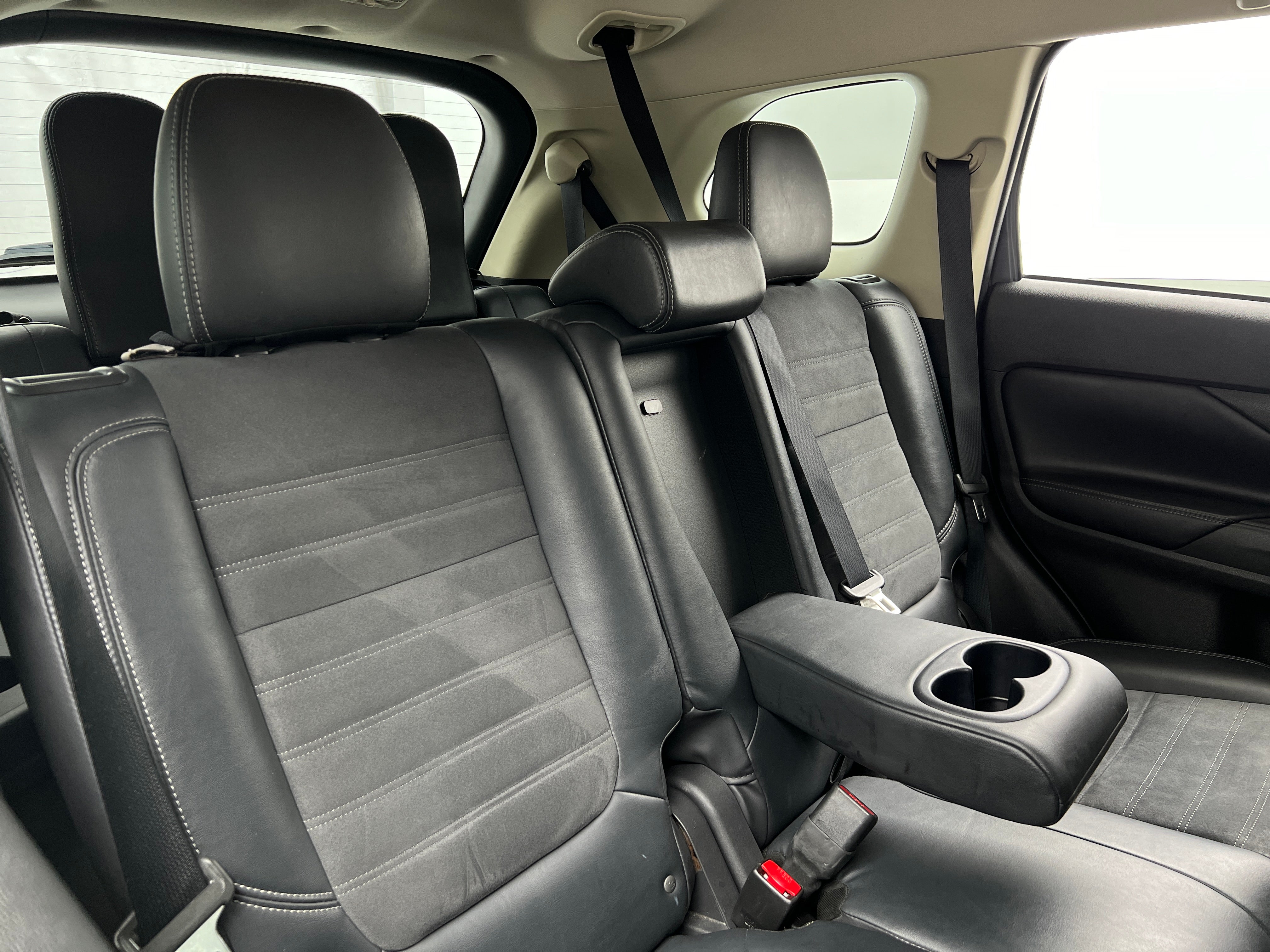 2019 Mitsubishi Outlander SE 6