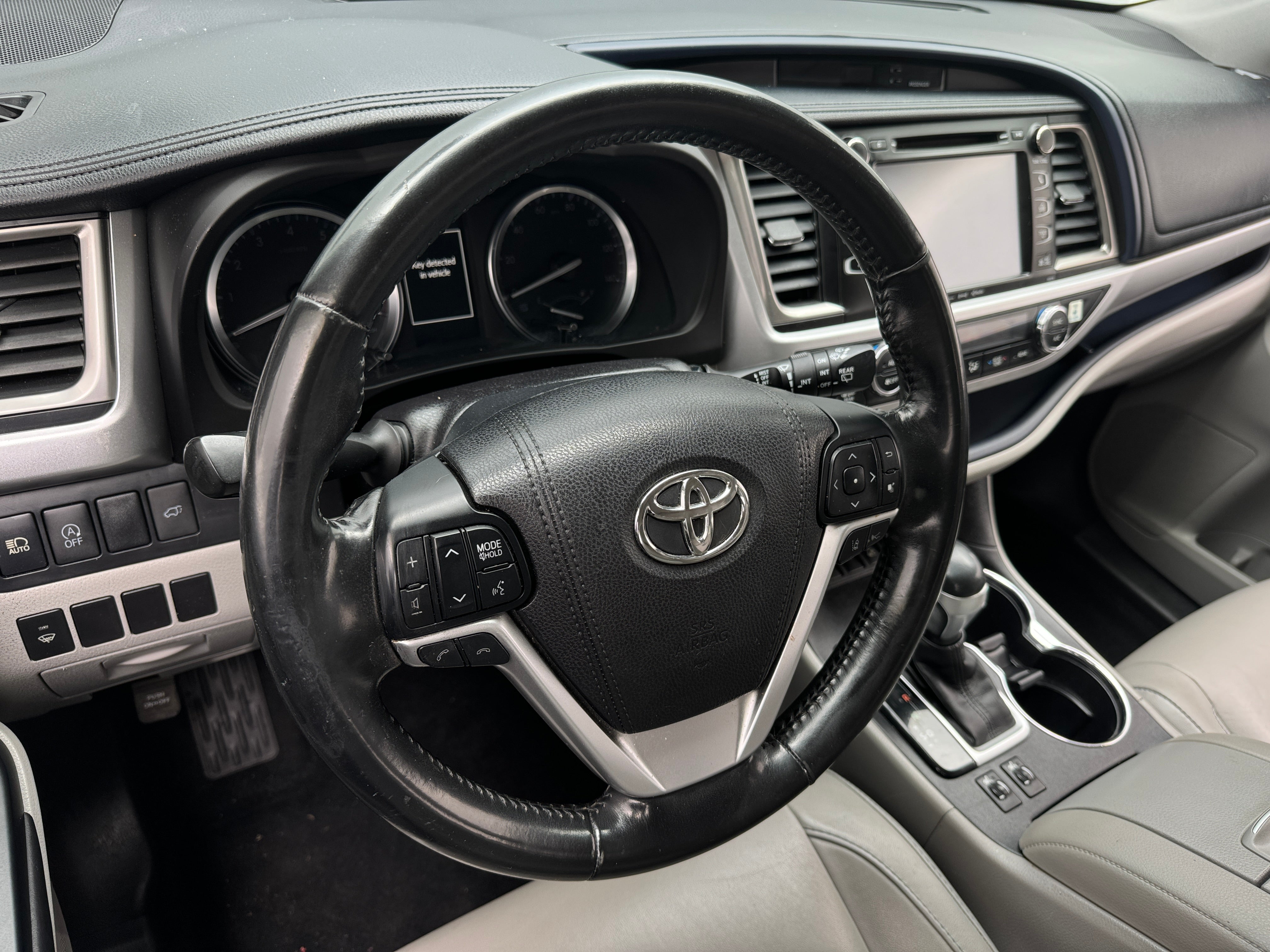 2017 Toyota Highlander XLE 5