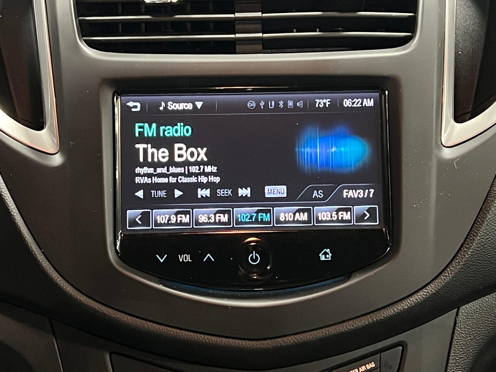 Thumbnail: 2015 Chevrolet Trax - 4