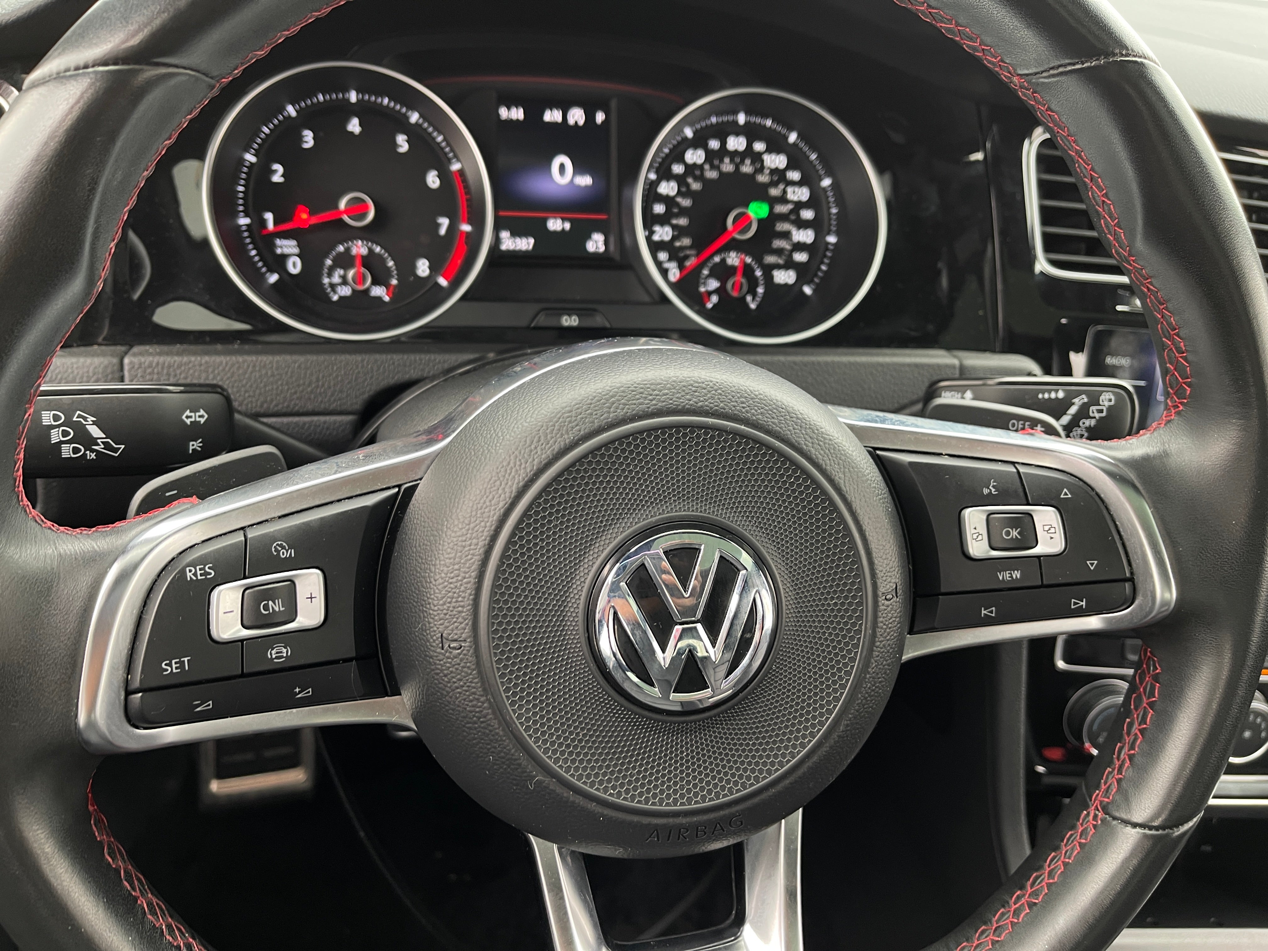 2020 Volkswagen Golf GTI SE 4