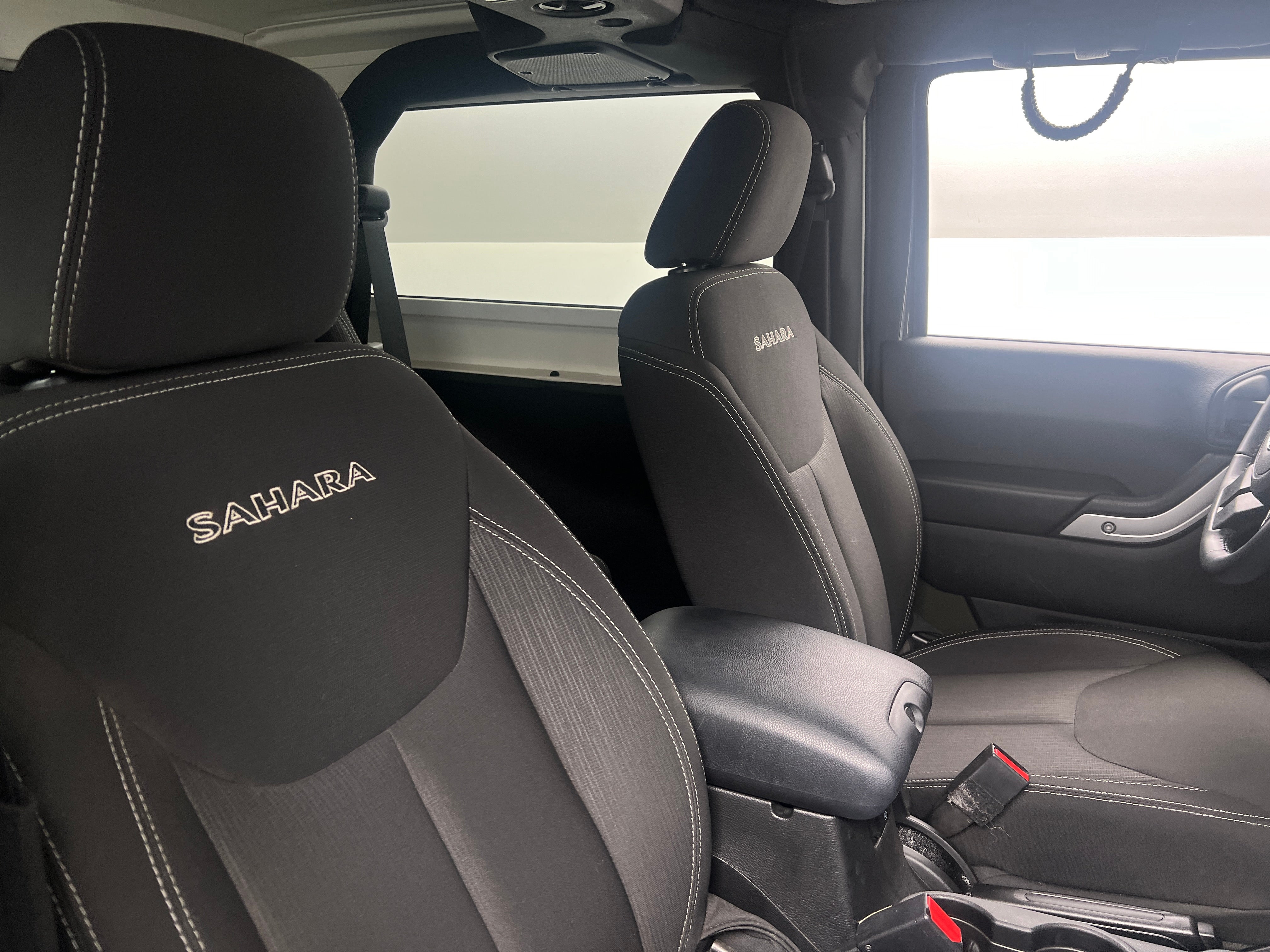 2016 Jeep Wrangler Sahara 2