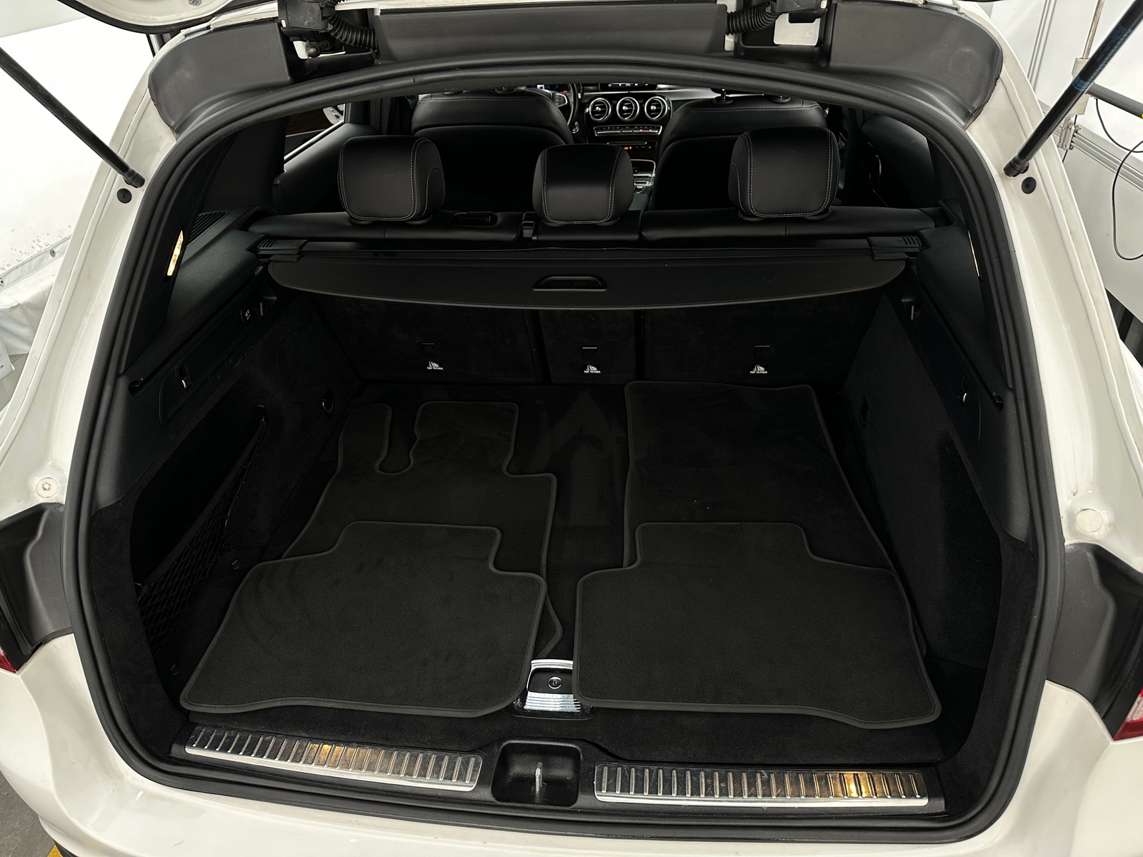 Thumbnail: 2019 Mercedes-Benz GLC - 7