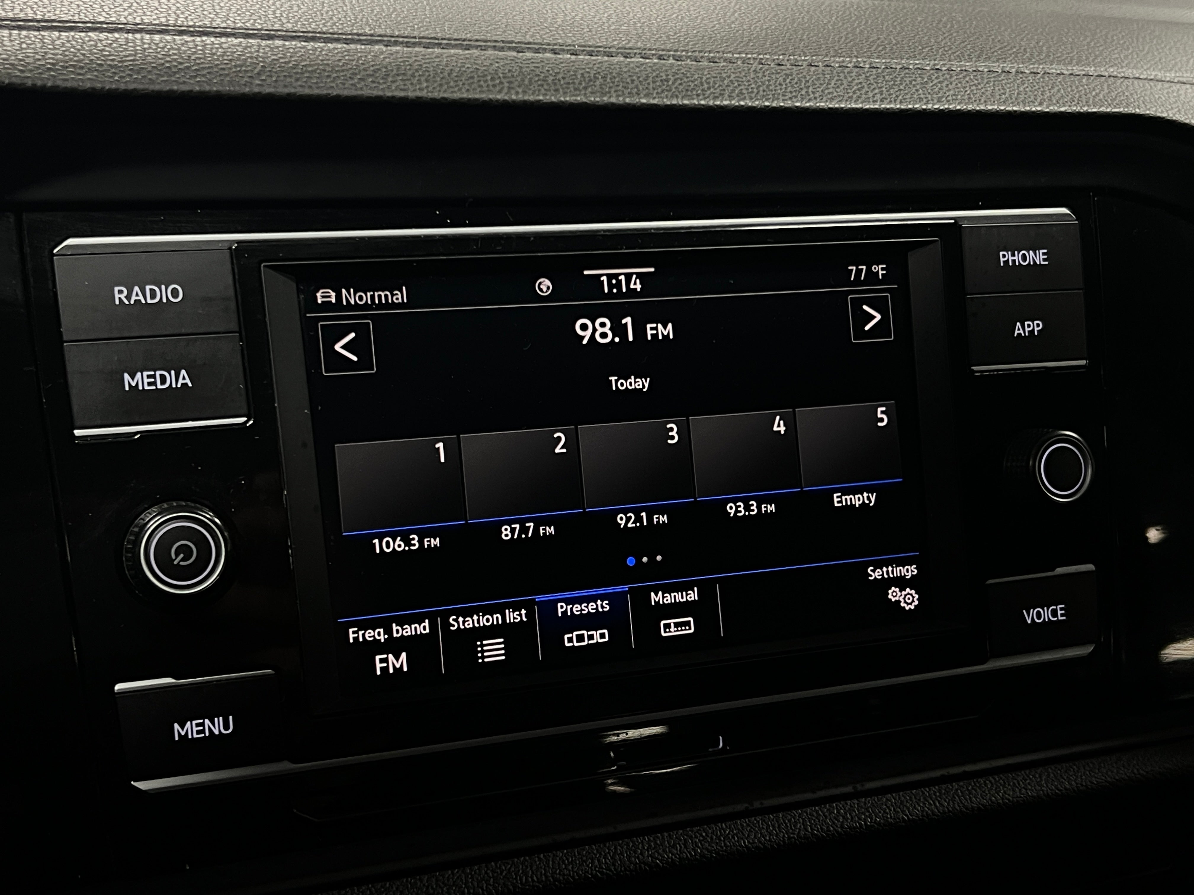 2020 Volkswagen Jetta GLI S 4