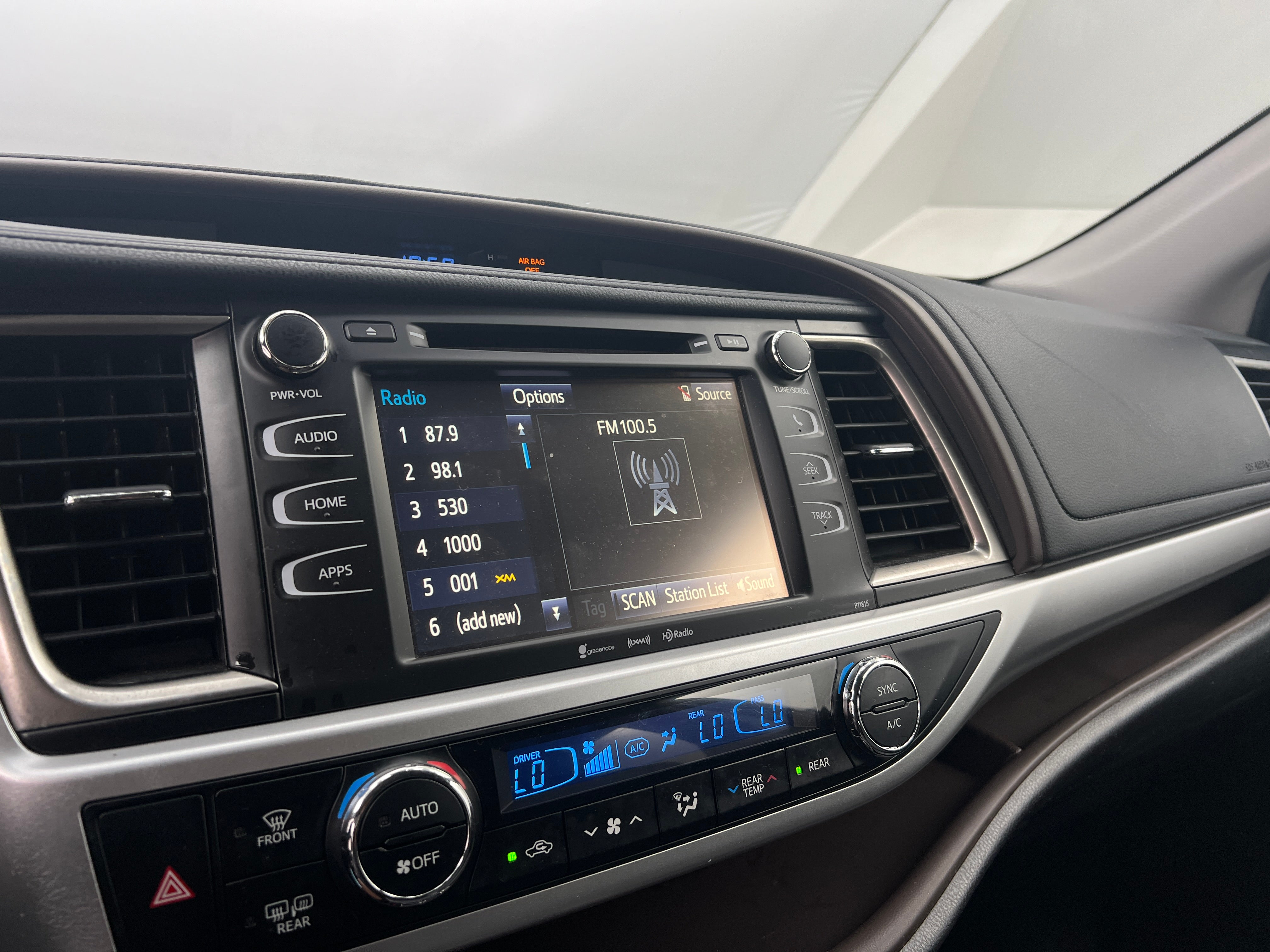 2019 Toyota Highlander Plus 4