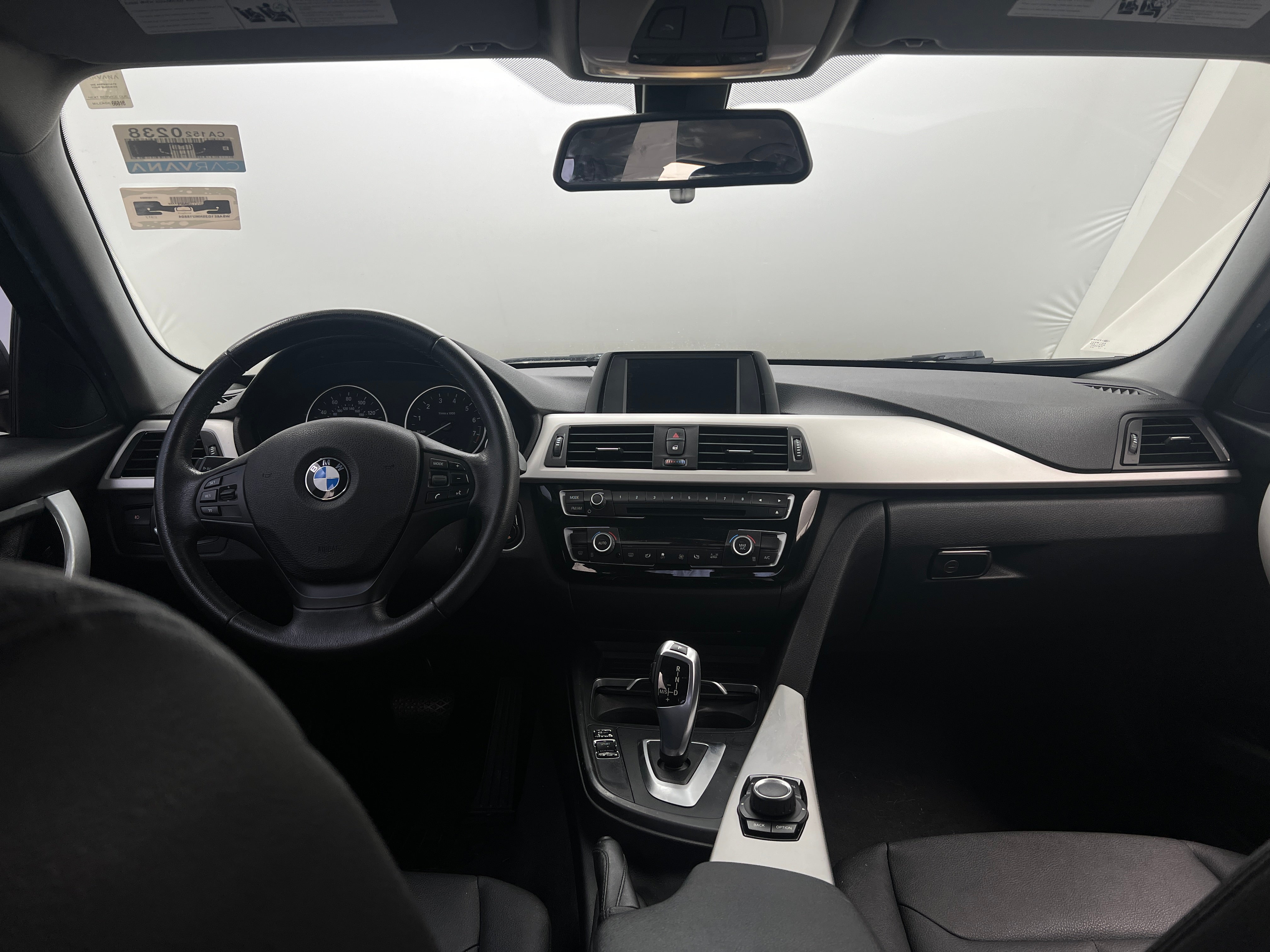 2017 BMW 3 Series 320i 3