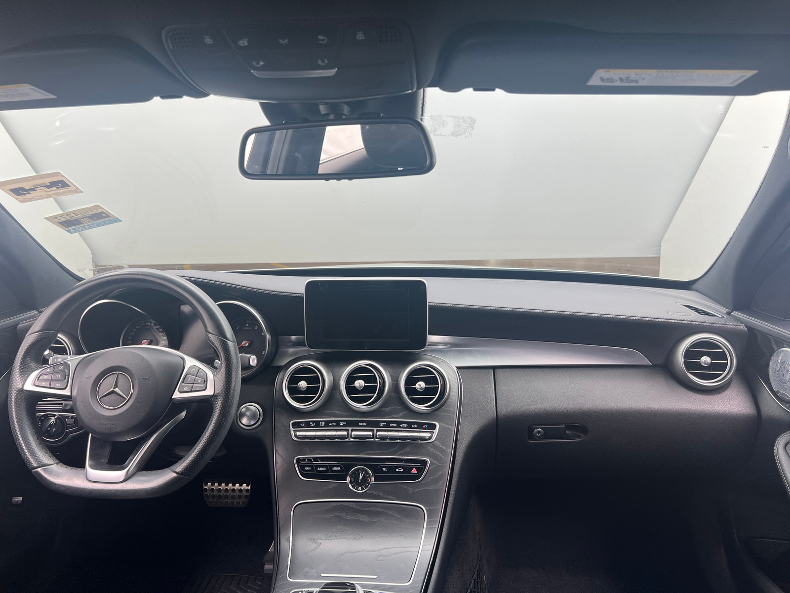 Thumbnail: 2016 Mercedes-Benz C-Class - 3