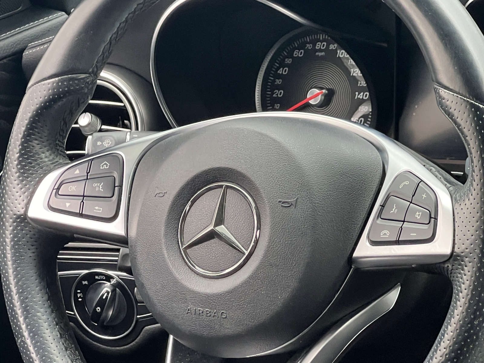 Thumbnail: 2016 Mercedes-Benz C-Class - 5
