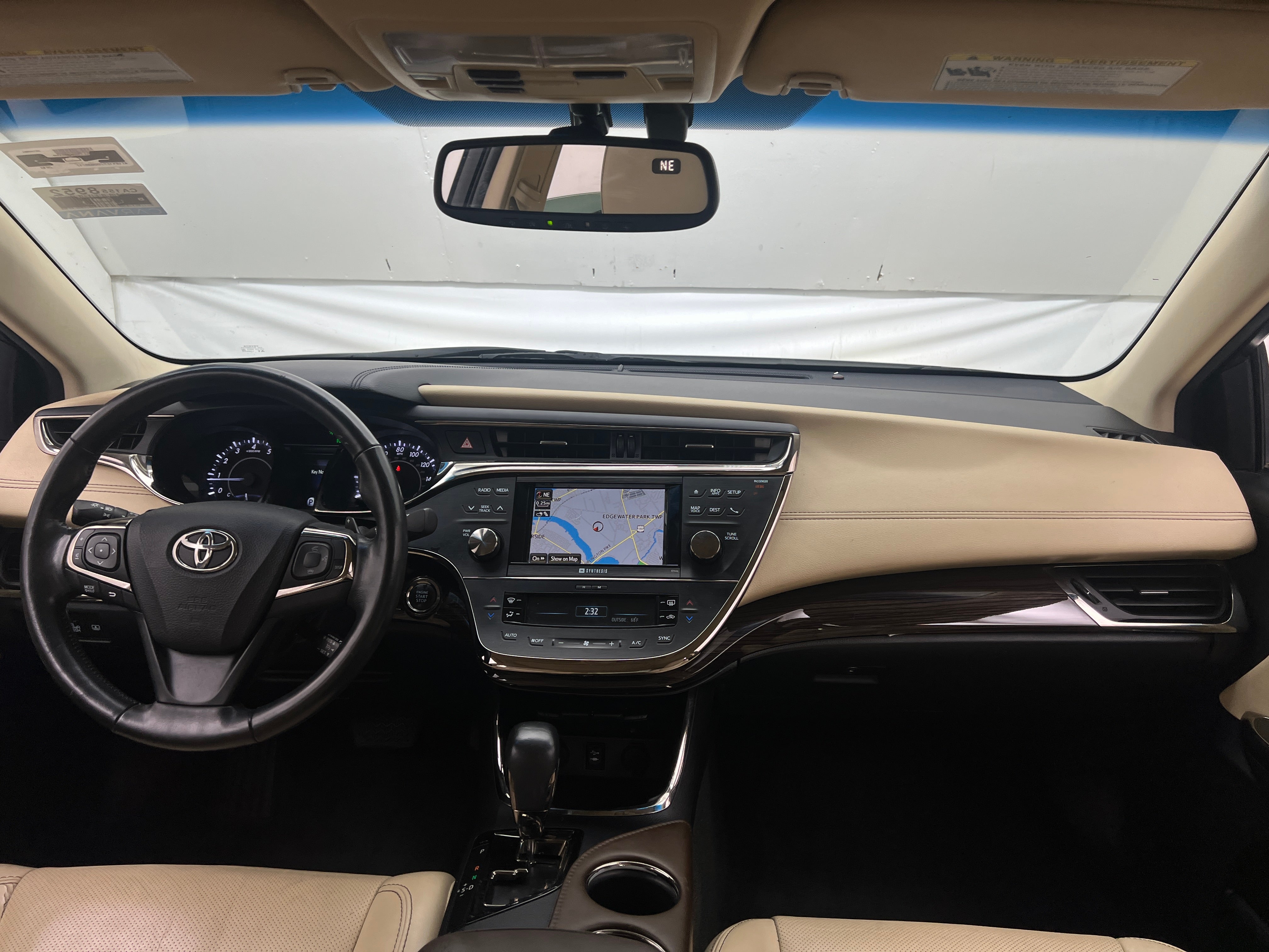 2013 Toyota Avalon Limited 2