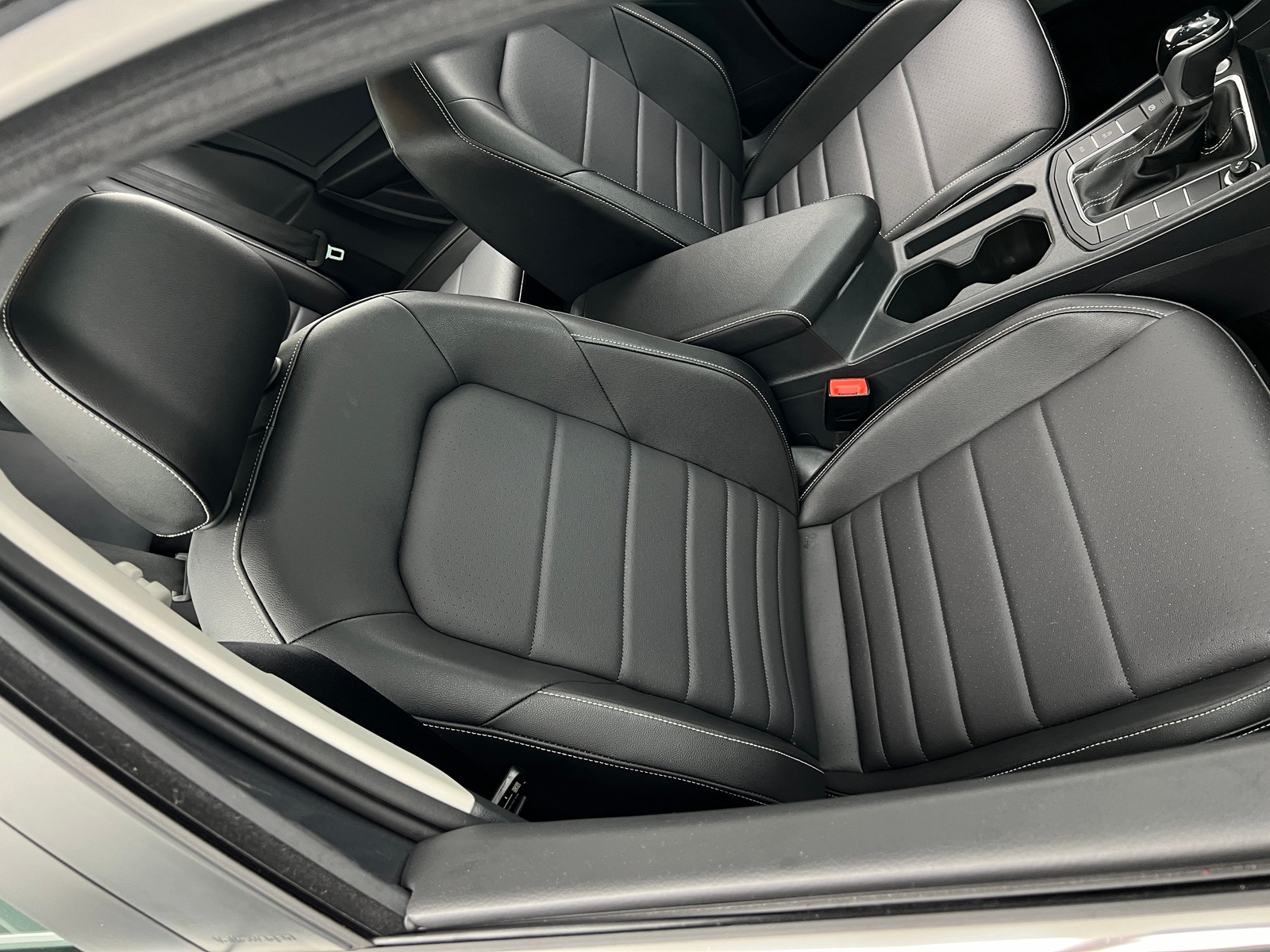 Thumbnail: 2022 Volkswagen Jetta - 2