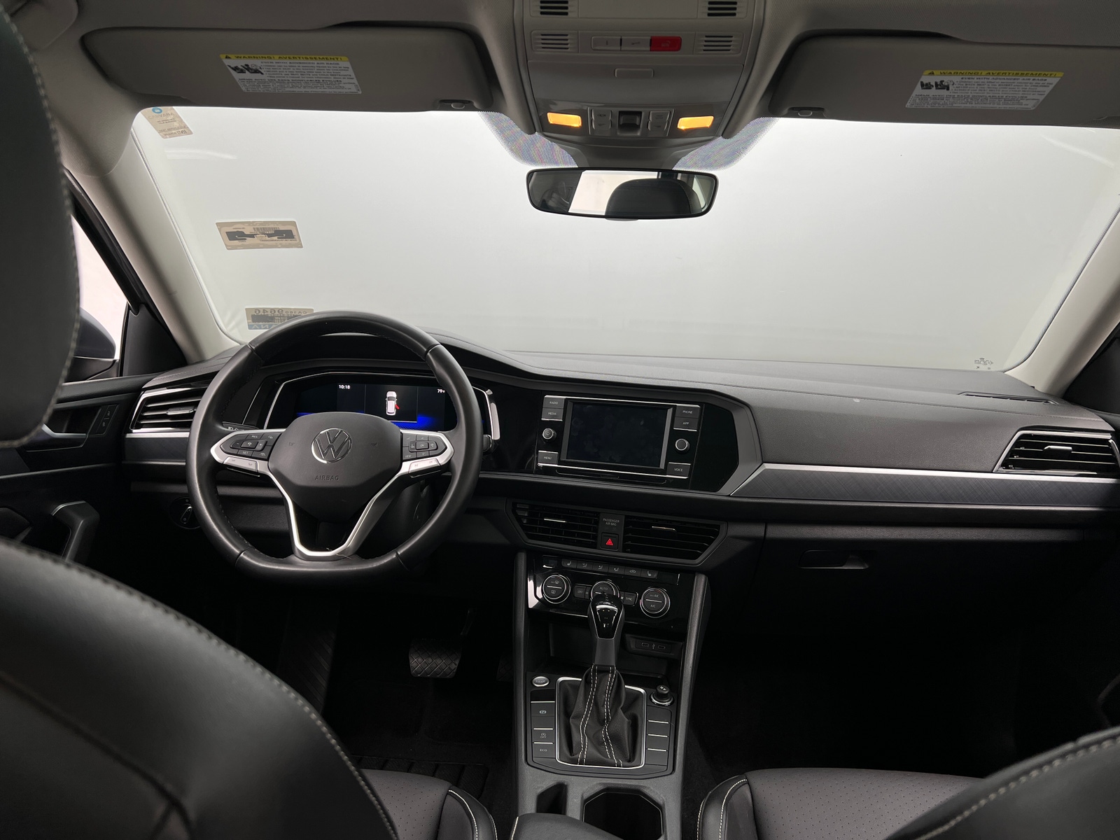 Thumbnail: 2022 Volkswagen Jetta - 3