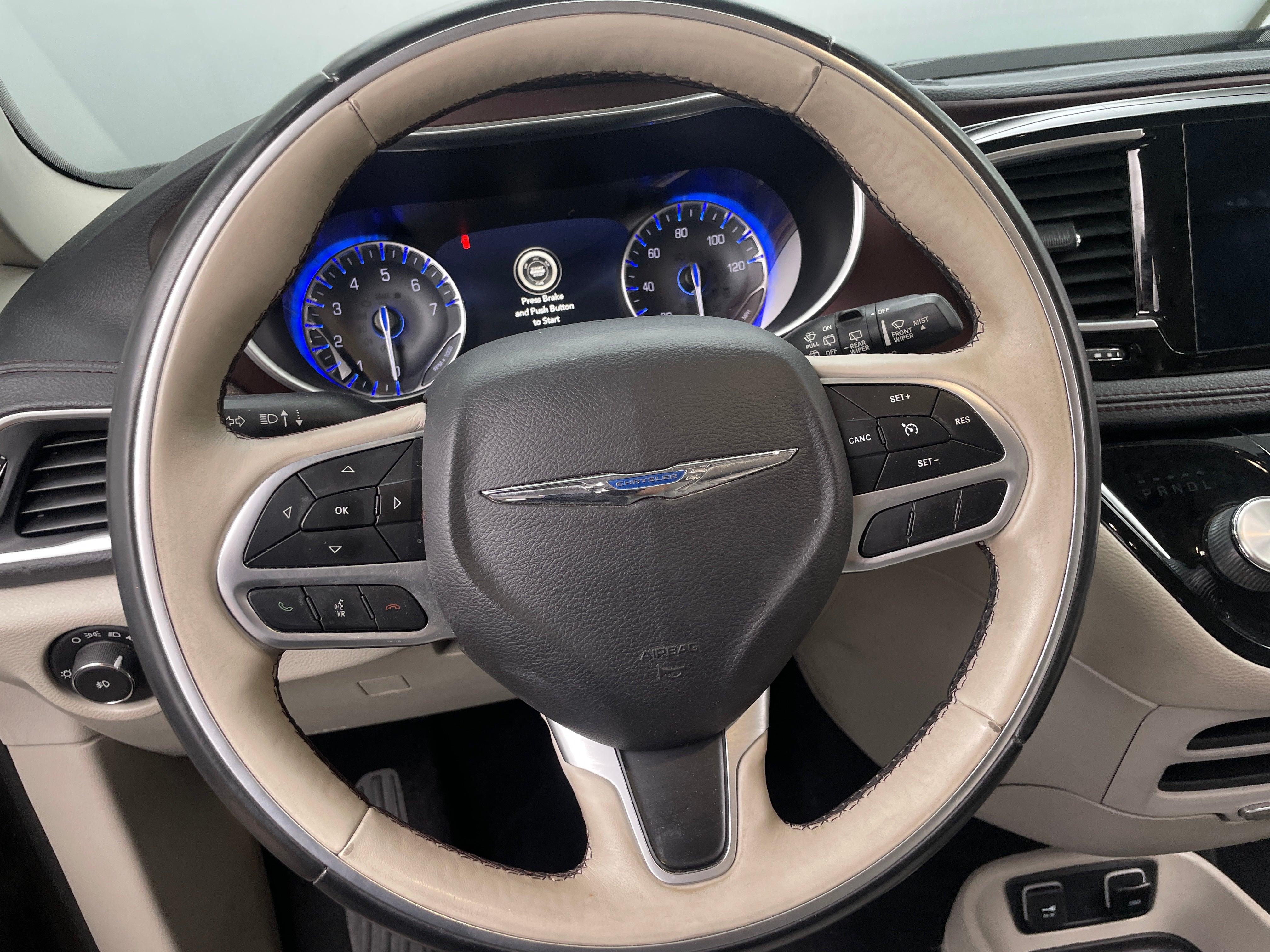 2018 Chrysler Pacifica Limited 5