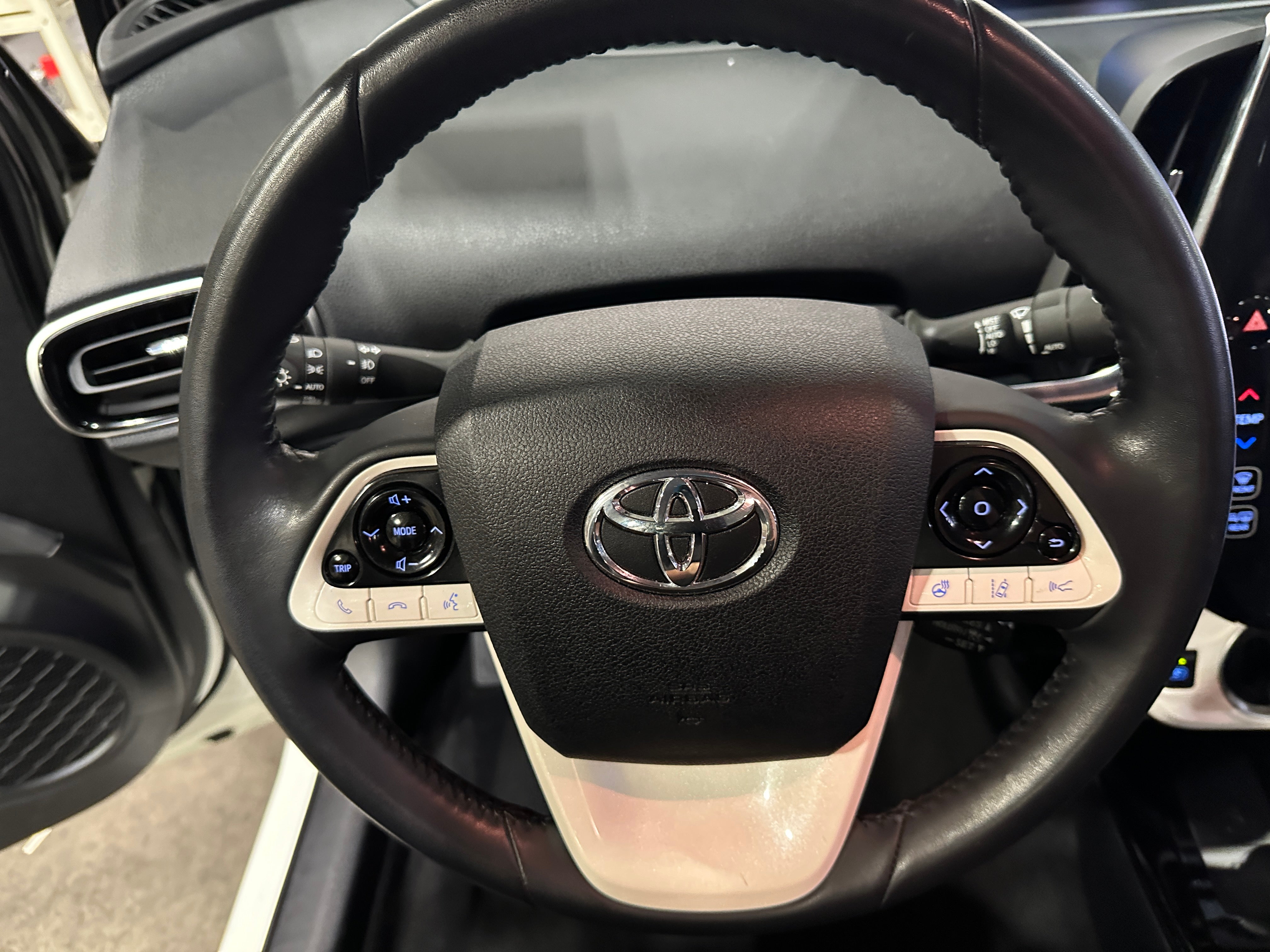 2017 Toyota Prius Prime Advanced 5