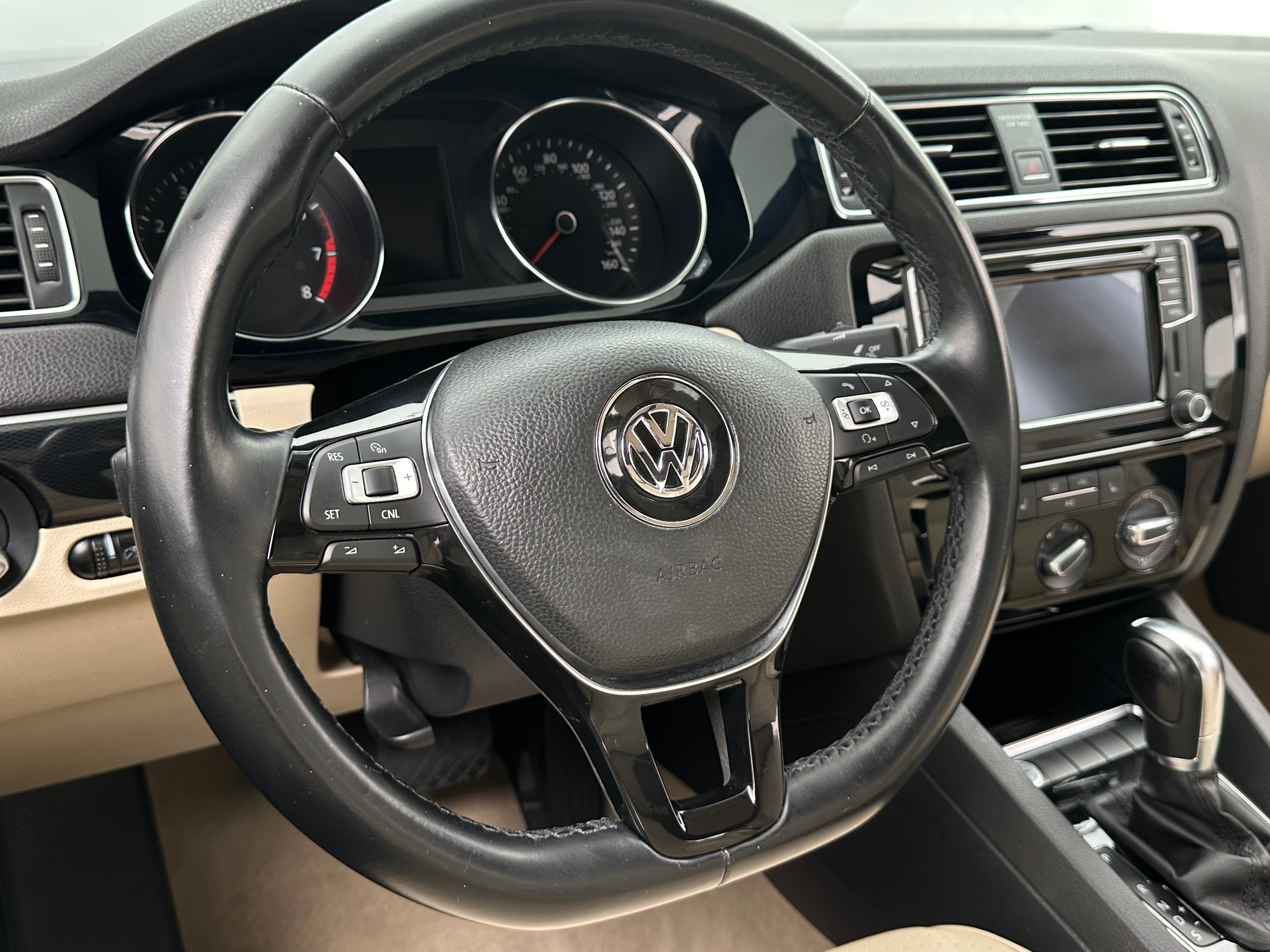 2016 Volkswagen Jetta SEL 5