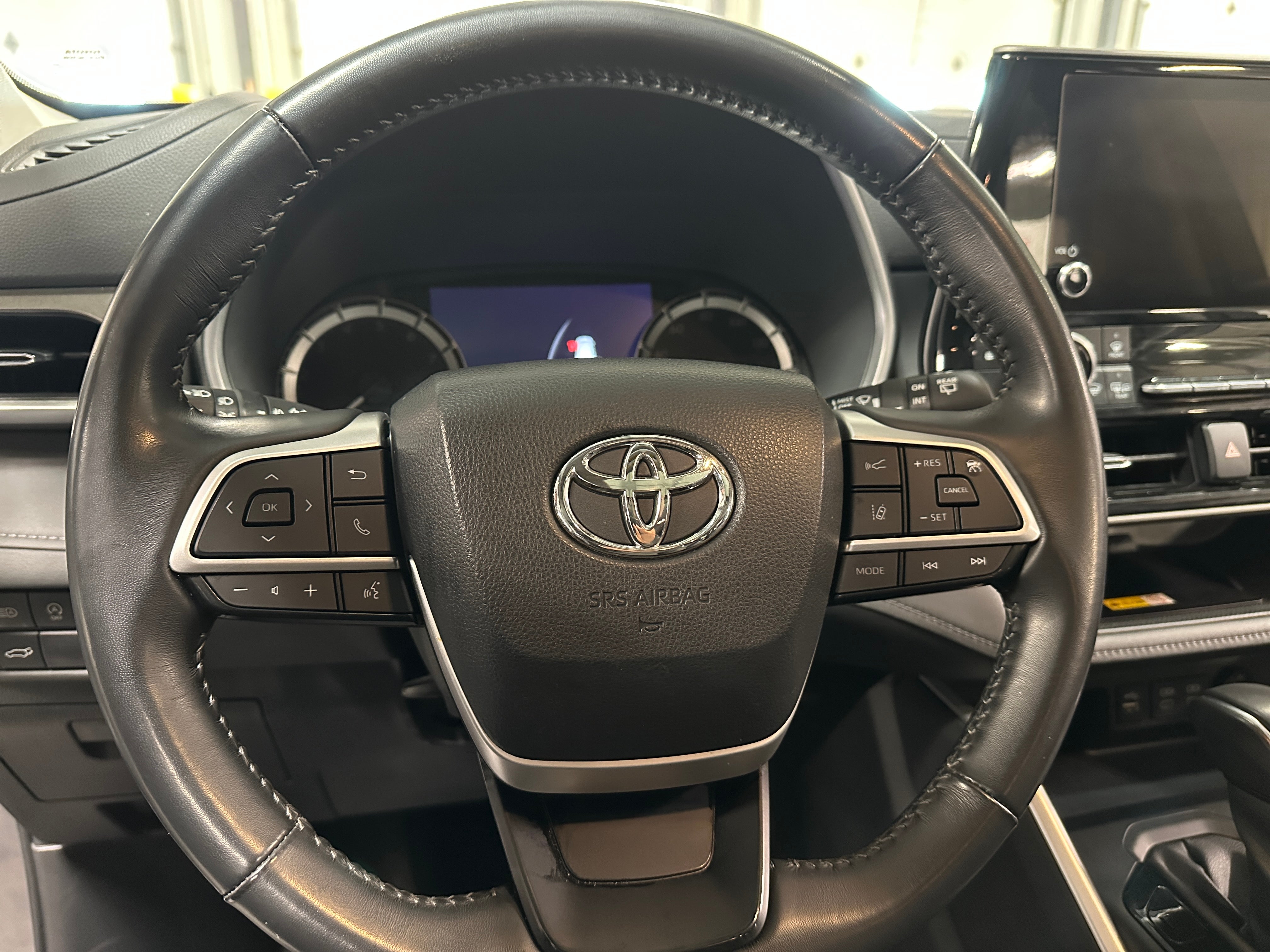 2023 Toyota Highlander XLE 5