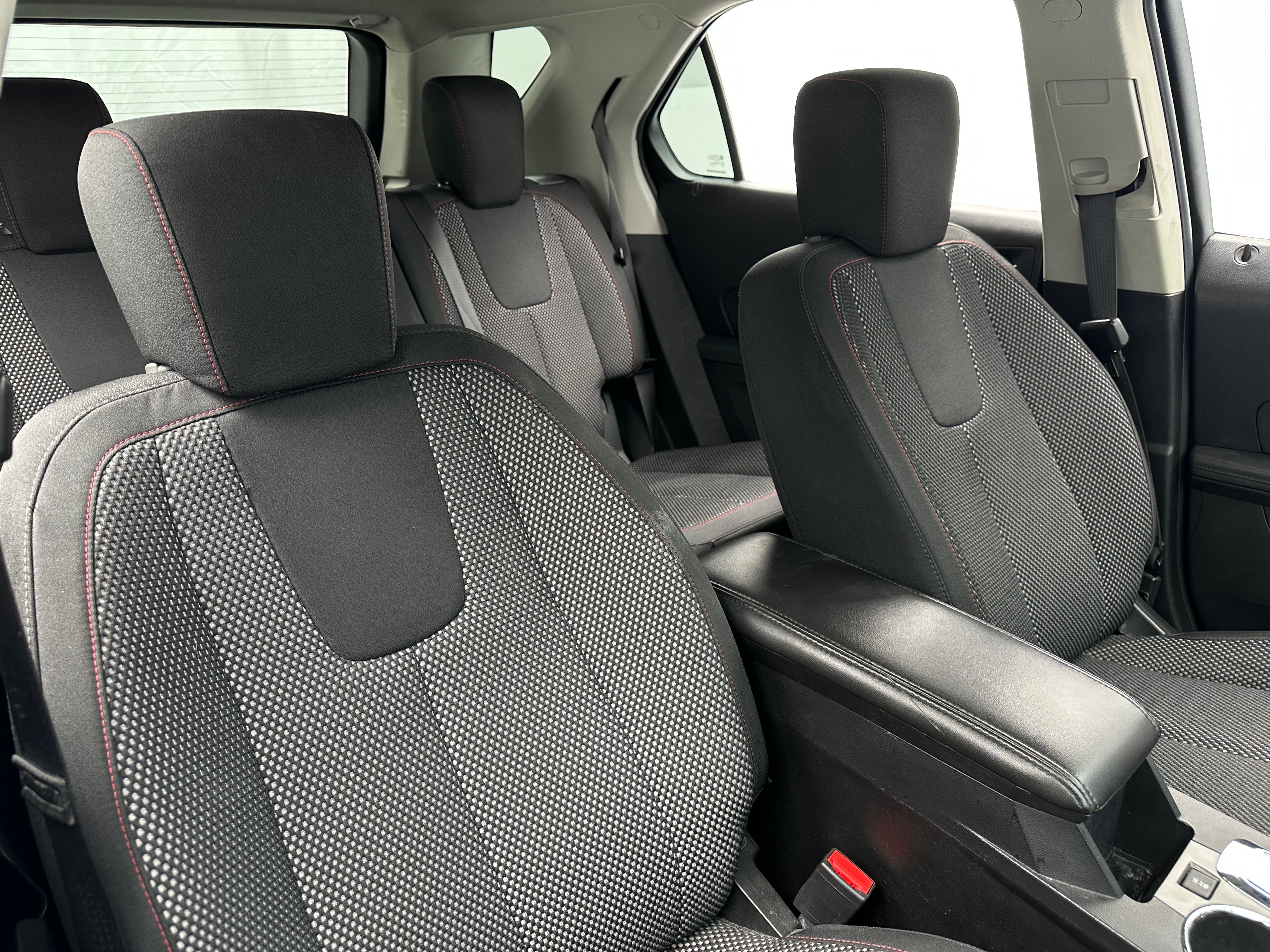 2017 Chevrolet Equinox LT 2
